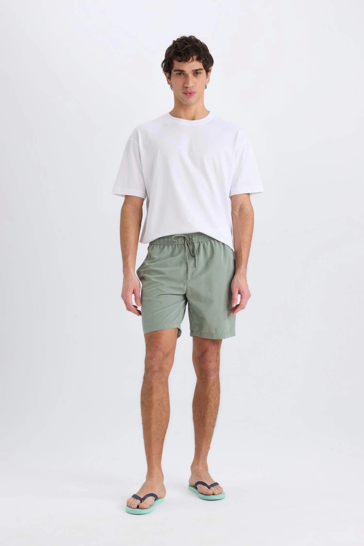 DeFacto-E0993 Khaki Regular Fit Short Size Soft Buttoned Sea Shorts 2