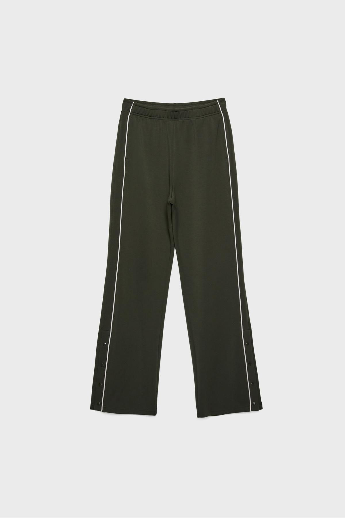 Stradivarius-Soft-touch joggers with buttons 5