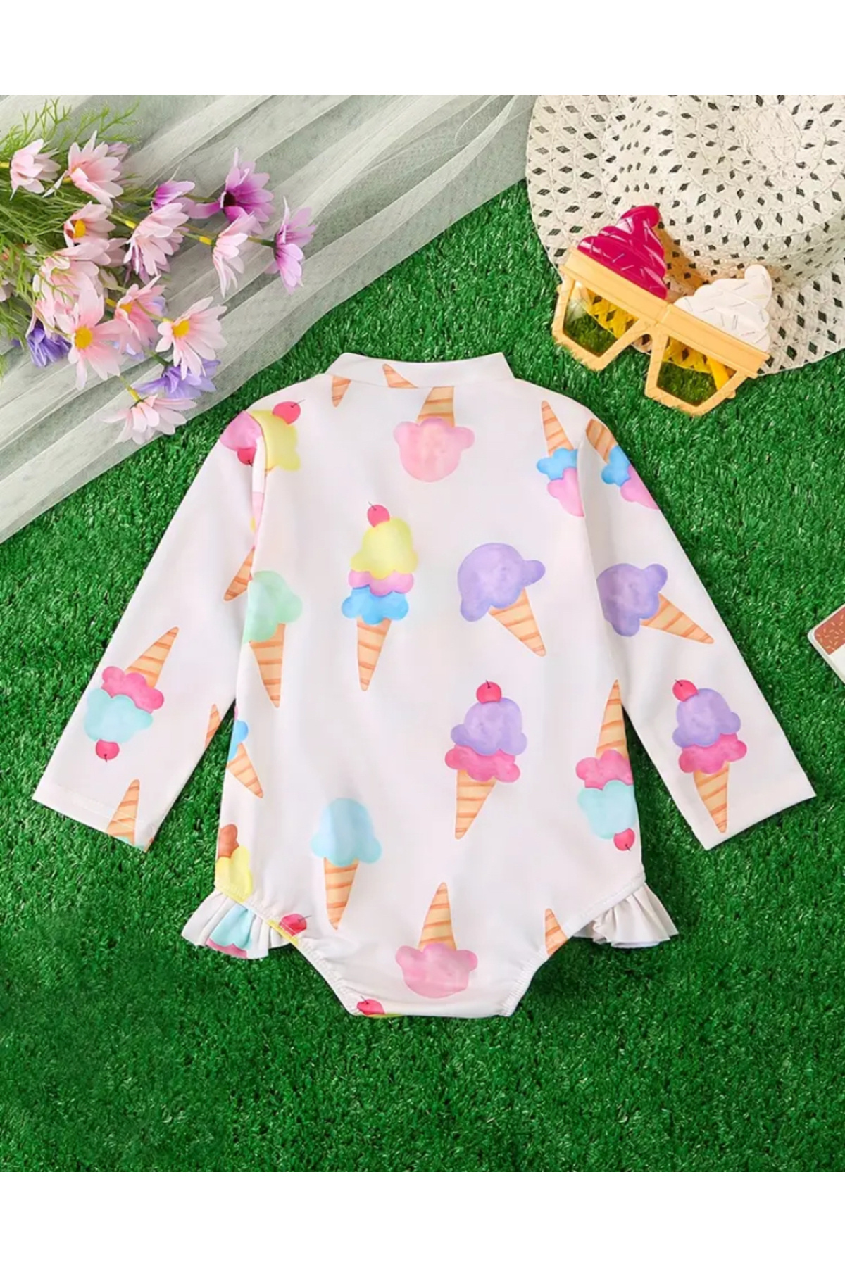 MODA Kız Bebek Uzun Kollu Dondurma Desenli Mayo – Fermuarlı, Fırfır Detaylı Yazlık Bebek Mayosu fotoğrafı 2 (önizleme)
