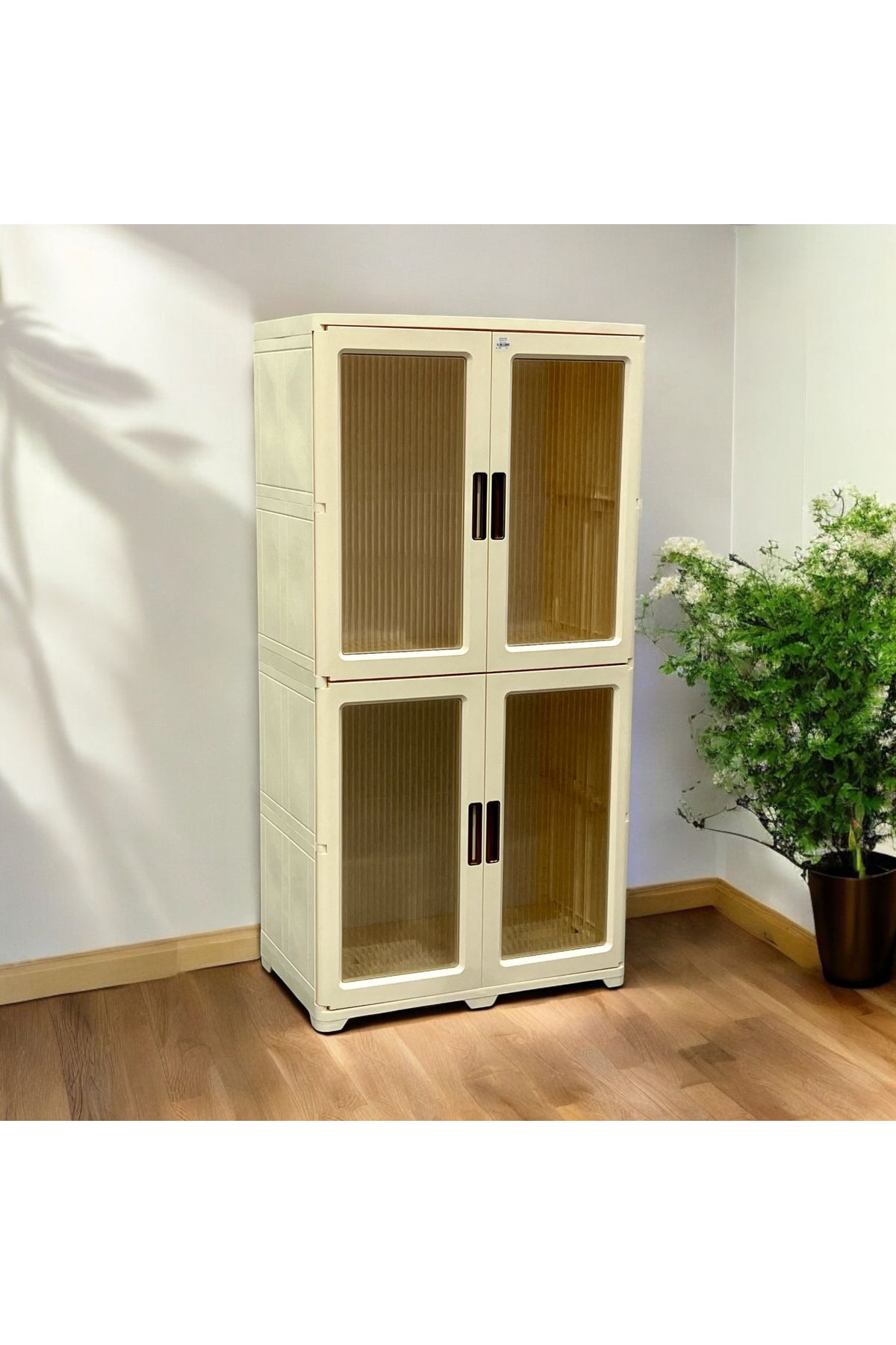 VERANDA-Plastic storage cabinet with a modern and practical design 1