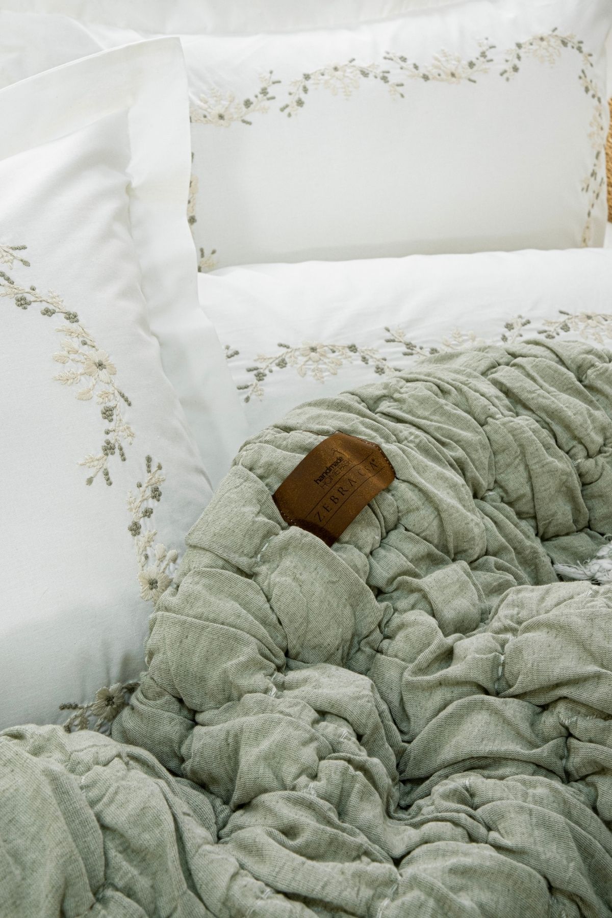 ZEBRACASA-Paloma Bedspread Set 2