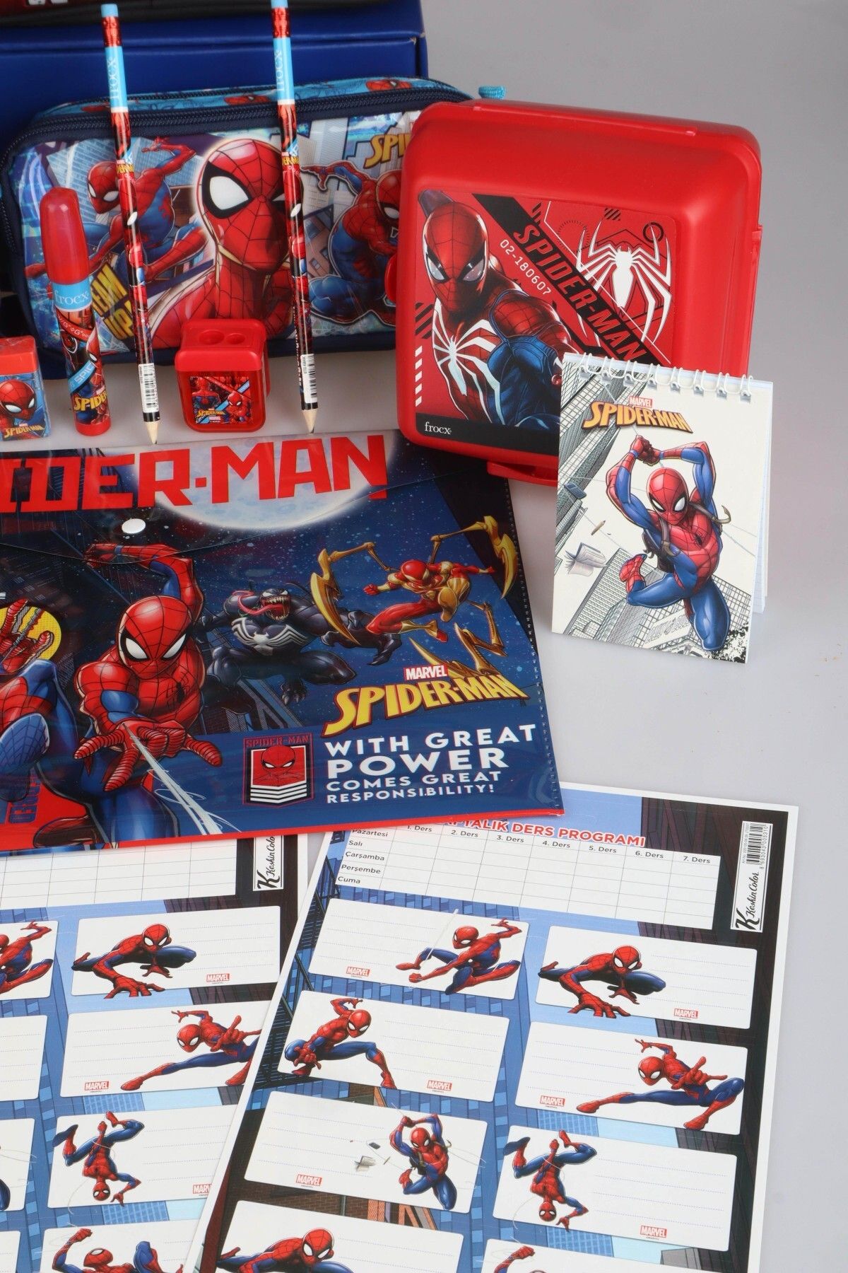 SPIDERMAN-ΜΕ ΑΠΟΚΡΙΔΑ ΤΗΣ DEKOMUS ΜΟΝΟΔΙΑΜΕΡΙΣΜΟ ΜΙΚΡΟ ΜΕΓΕΘΟΣ 32 CM ΝΗΠΙΟΥΡΓΙΟ, ΤΡΟΦΟΔΟΣΙΑ ΚΑΙ ΤΣΑΝΤΑ ΜΕΤΑΡΡΥΘΜΙΣΗΣ, ΜΠΟΥΚΑΛΑ, 4