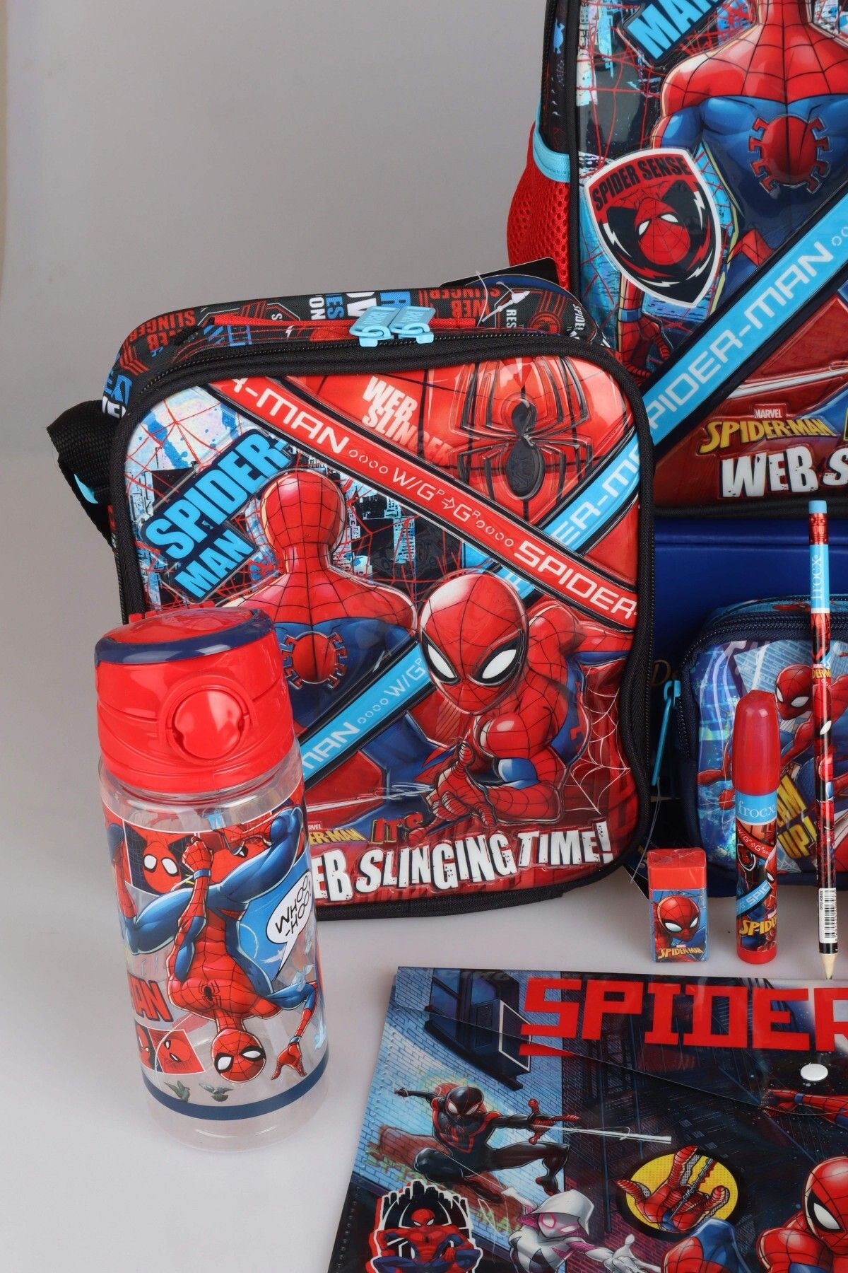 SPIDERMAN-ΜΕ ΑΠΟΚΡΙΔΑ ΤΗΣ DEKOMUS ΜΟΝΟΔΙΑΜΕΡΙΣΜΟ ΜΙΚΡΟ ΜΕΓΕΘΟΣ 32 CM ΝΗΠΙΟΥΡΓΙΟ, ΤΡΟΦΟΔΟΣΙΑ ΚΑΙ ΤΣΑΝΤΑ ΜΕΤΑΡΡΥΘΜΙΣΗΣ, ΜΠΟΥΚΑΛΑ, 5