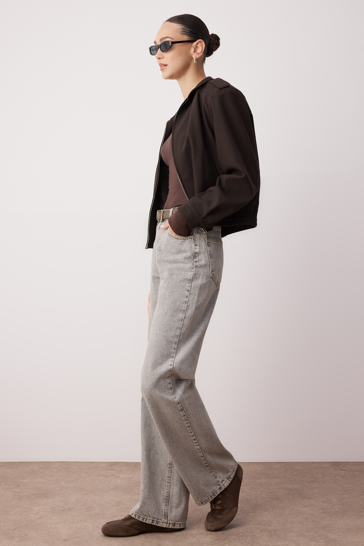 Trendyolmilla  Gri Yüksek Bel Wide Leg Geniş Paça %100 Pamuk Non-Stretch Jeans TWOSS23JE00083 - Görsel 2