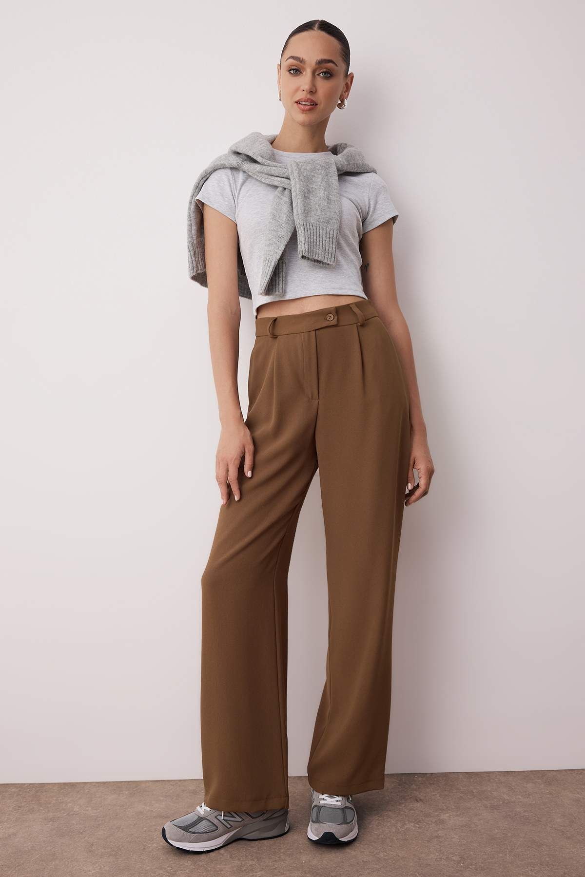 Trendyol Collection Khaki Wide Leg/Široké tkané látkové kalhoty TWOAW22PL0263 Palazzo