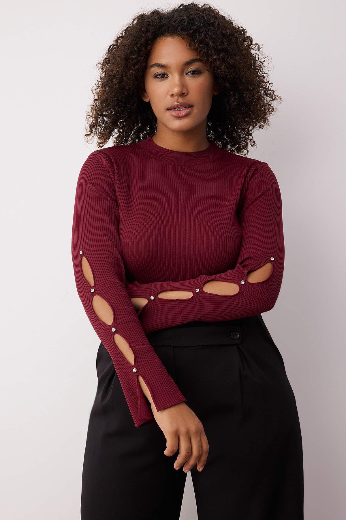 Trendyol Curve-Burgunderfarbener Rollkragenpullover, gerader Bodycone-Polyelite-Strick, große Bluse TBBAW24AF00021 2