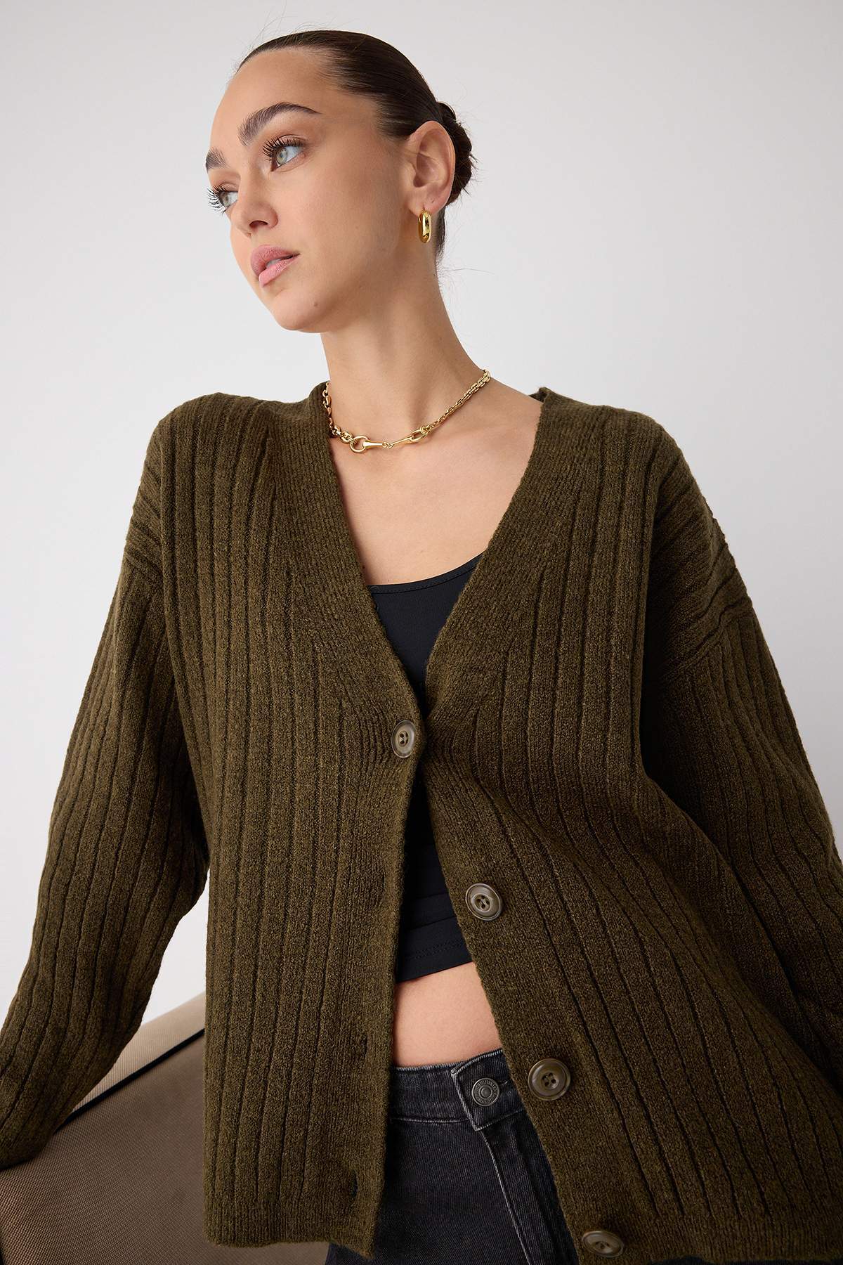 Trendyolmilla  Wardrobe Essentials Haki Yumuşak Dokulu Basic Triko Hırka | TWOAW26HI00119 - Görsel 2