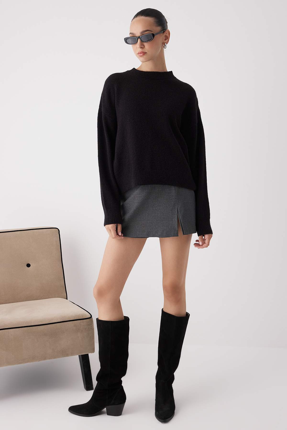 Trendyolmilla  Wardrobe Essentials Siyah Alpaka Yün Karışımlı Premium İplik Geniş Kalıp Triko Kazak |TWOAW26KZ00080 - Görsel 2