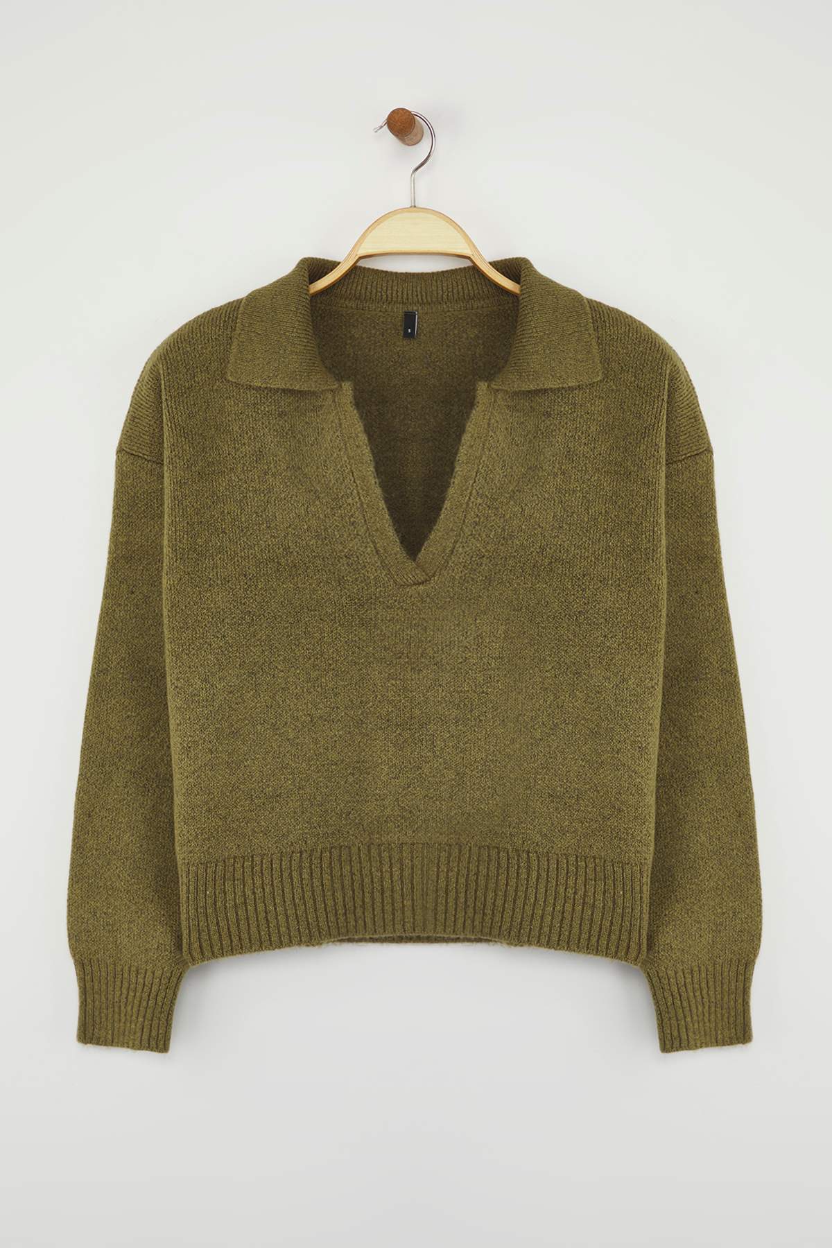 Trendyolmilla  Wardrobe Essentials Haki Yumuşak Dokulu Geniş Kalıp Triko Kazak | TWOAW26KZ00087 - Görsel 5