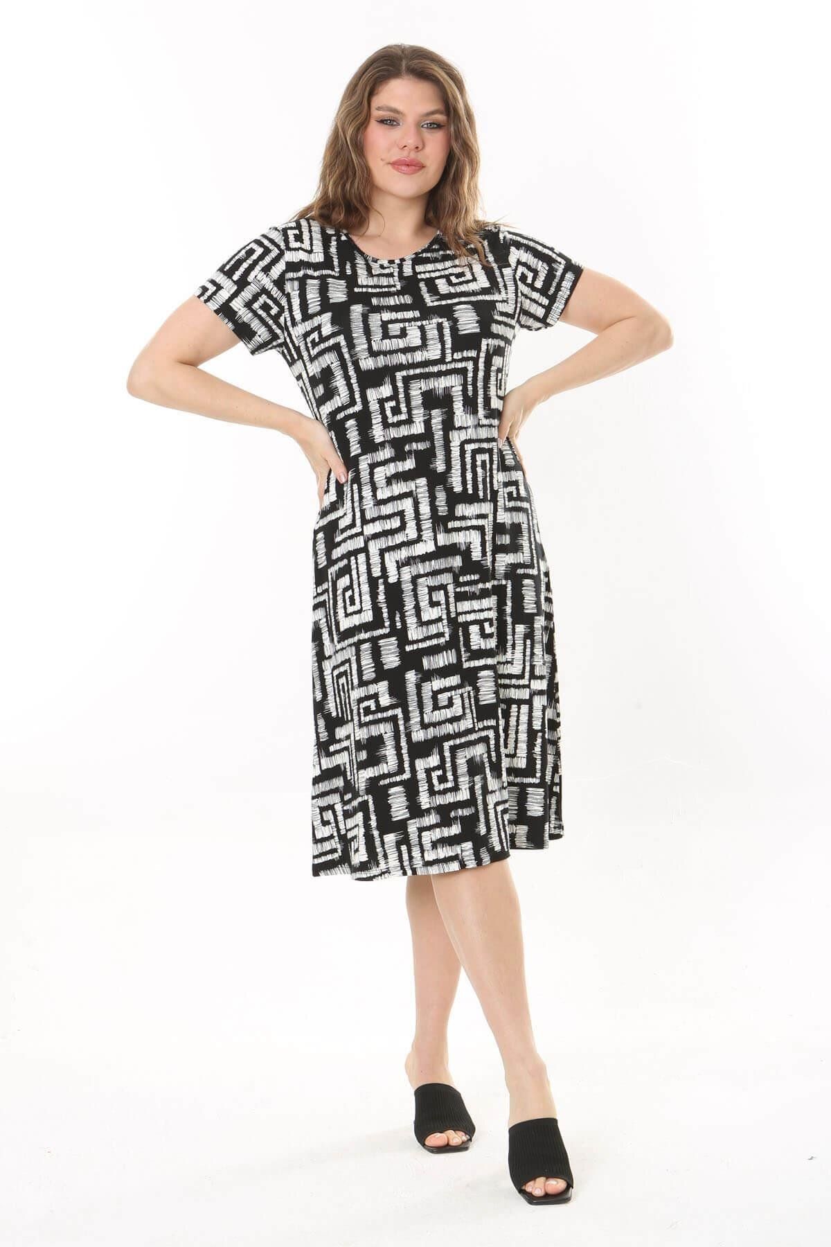 Mooi XXL-Rochie midi alb-negru - model labirint 5