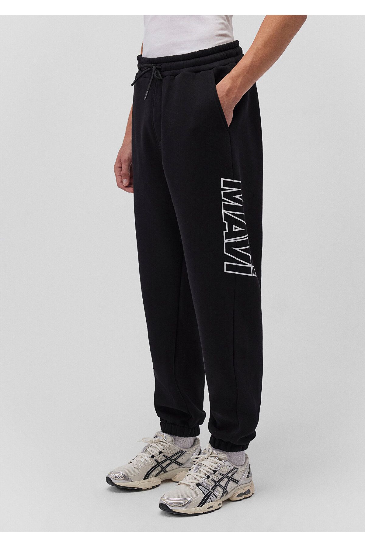 Mavi-Logo Printed Black Sweatpants 0010208-900 3