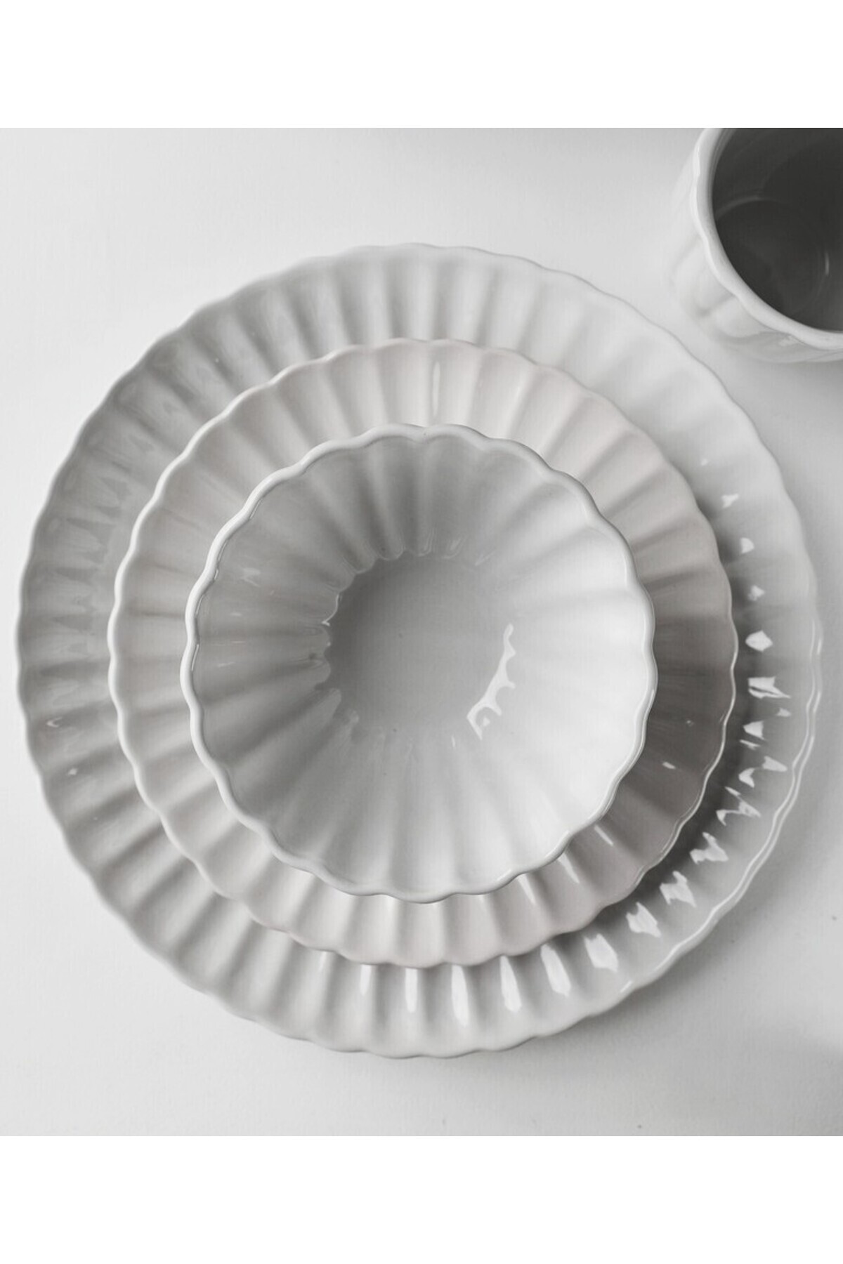 Tavola-White Porcelain Dinner Set 18 Pcs Farfurii Dining Set Plate Set Dishwasher Microwave Safe 5