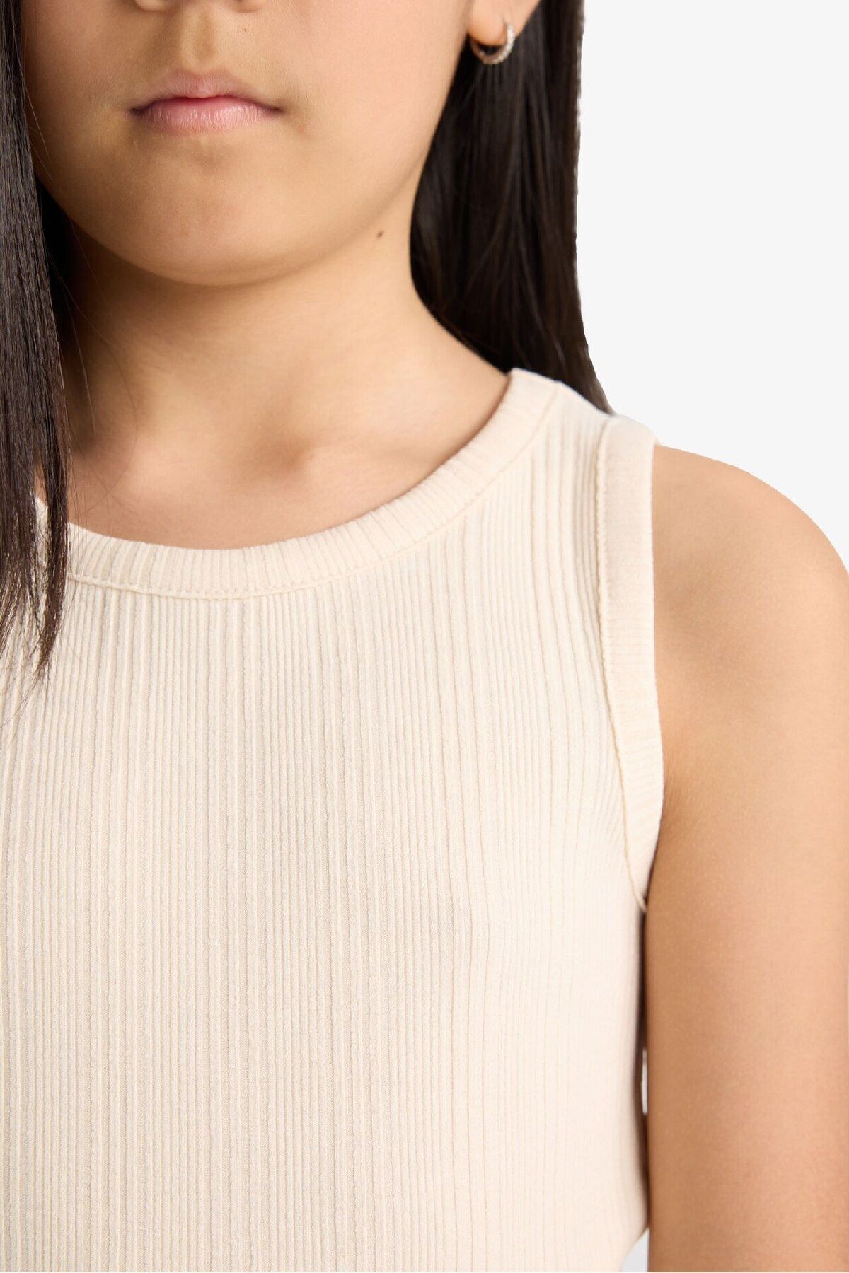 DeFacto-Girl's Crew Neck Basic Plain Undershirt Z7815A625Hs 6
