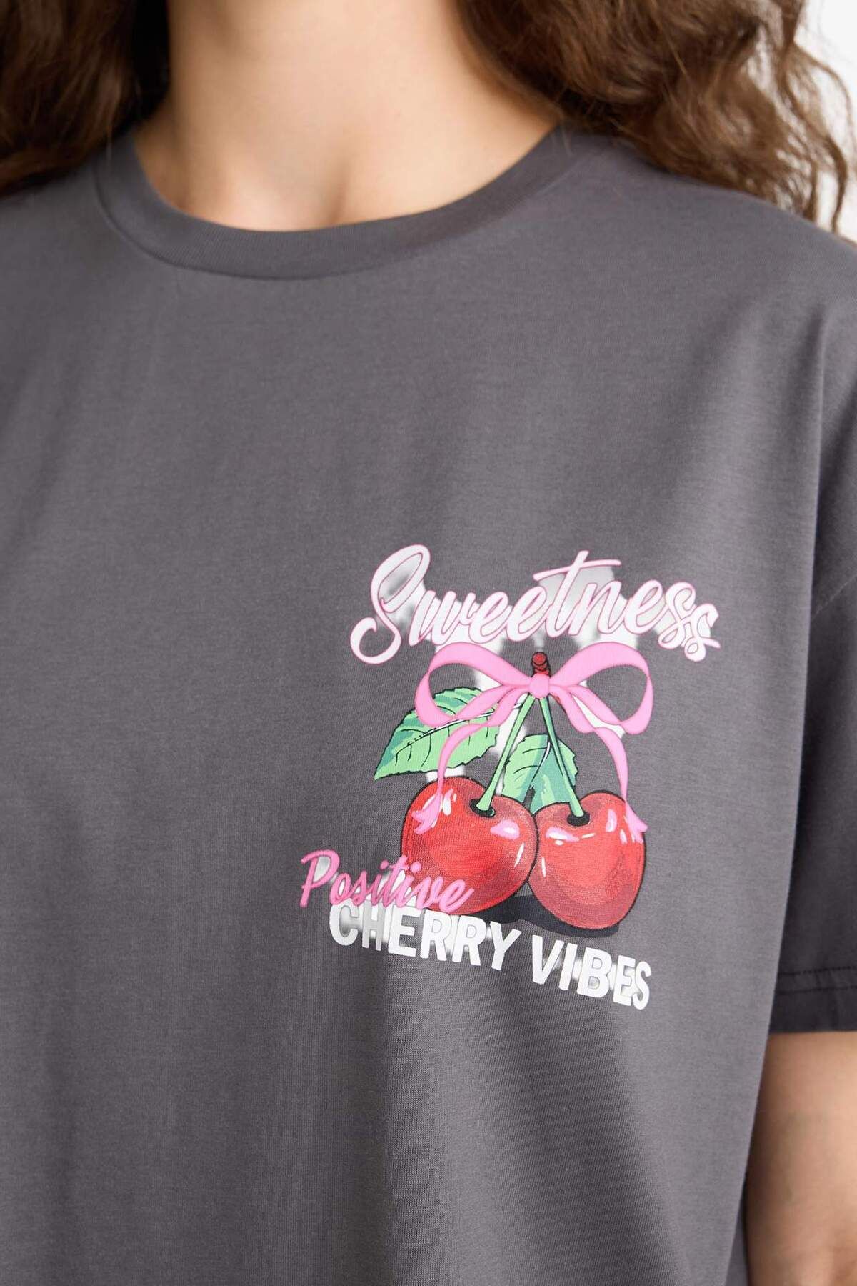 DeFacto-Oversize Wide Fit Crew Neck Fruit Back Printed Short Sleeve T-Shirt F6398Ax25Sm 5
