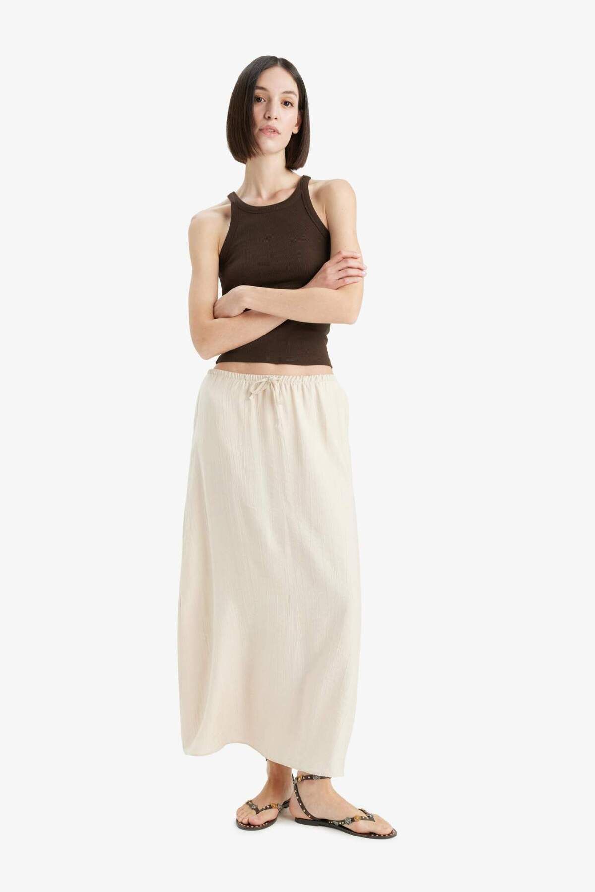 DeFacto-A-Line Regular Waist Crinkle Fabric Midi Skirt F6501Ax25Sm 3