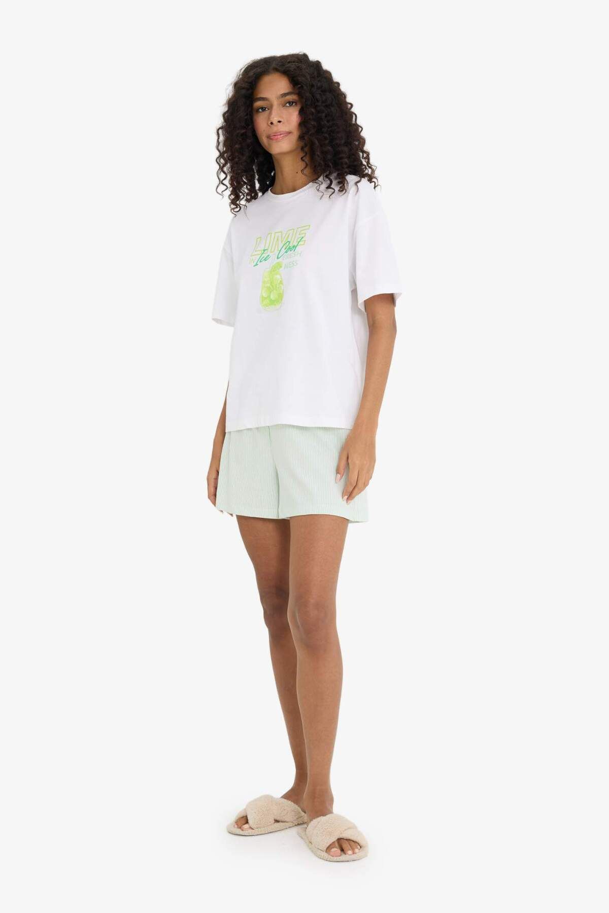 DeFacto-Pajama Set Regular Fit Printed Short Sleeve Top Shorts-Fall in Love F5579Ax25Sm 1