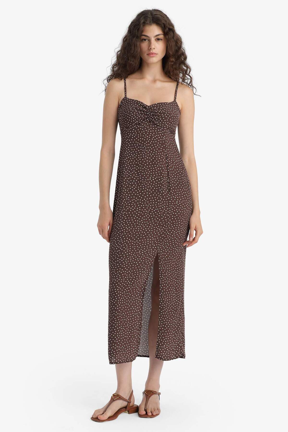 Bodycon Vücudu Saran Kalp Yaka Puantiyeli Maroken Askılı Midi Elbise C0960AX25SM