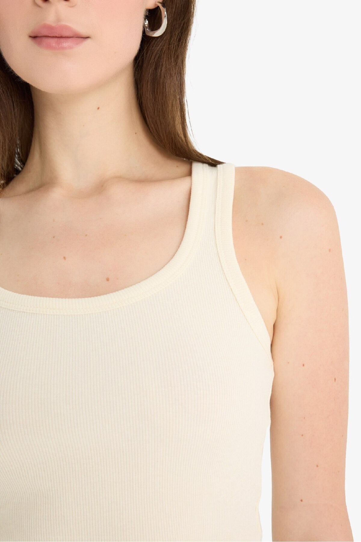 DeFacto-Fitted U Neck Basic Plain Ribbed Camisole Undershirt A1665Ax25Sm 5