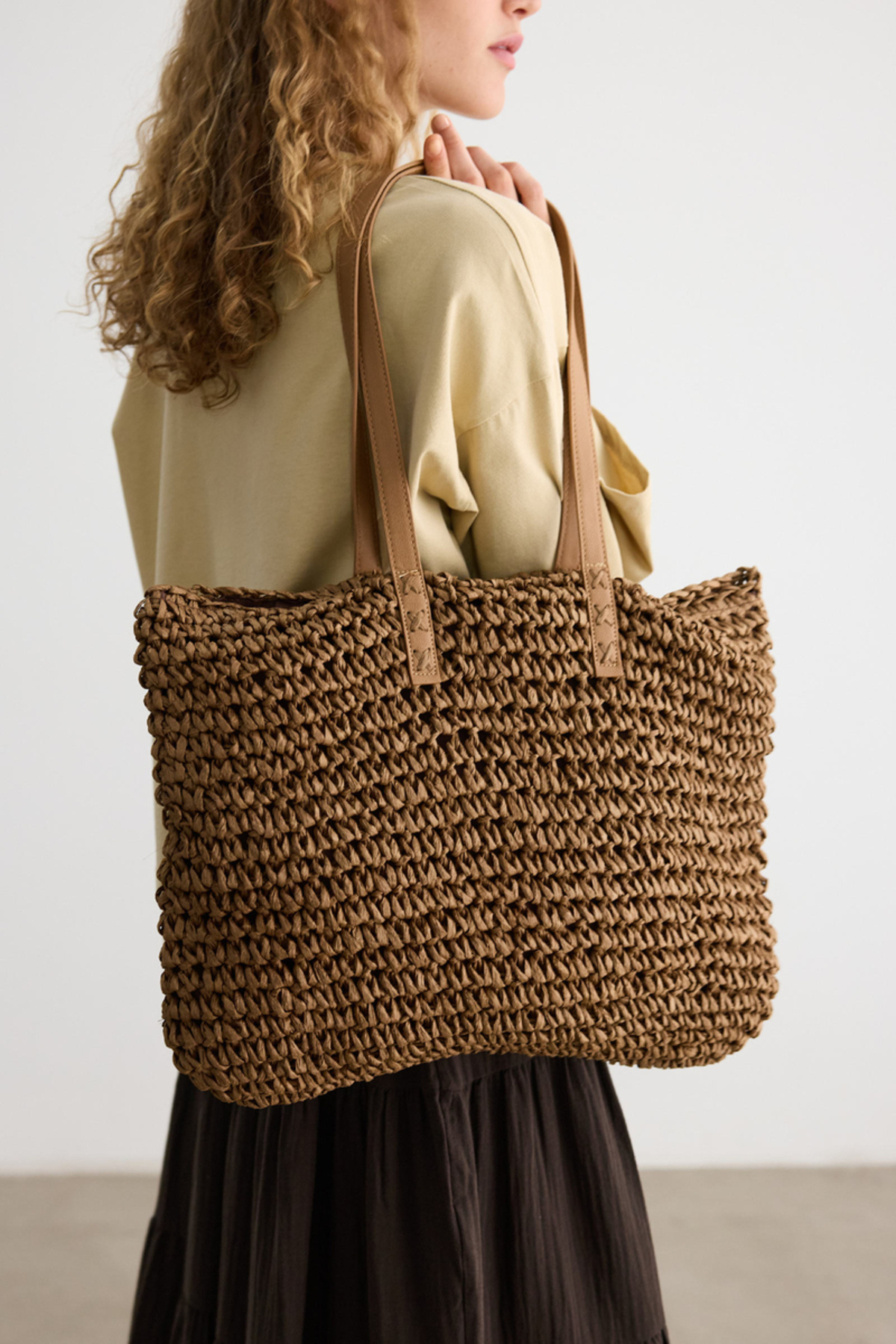BE BLUE-Brown Leather Handle Wicked Bag 2