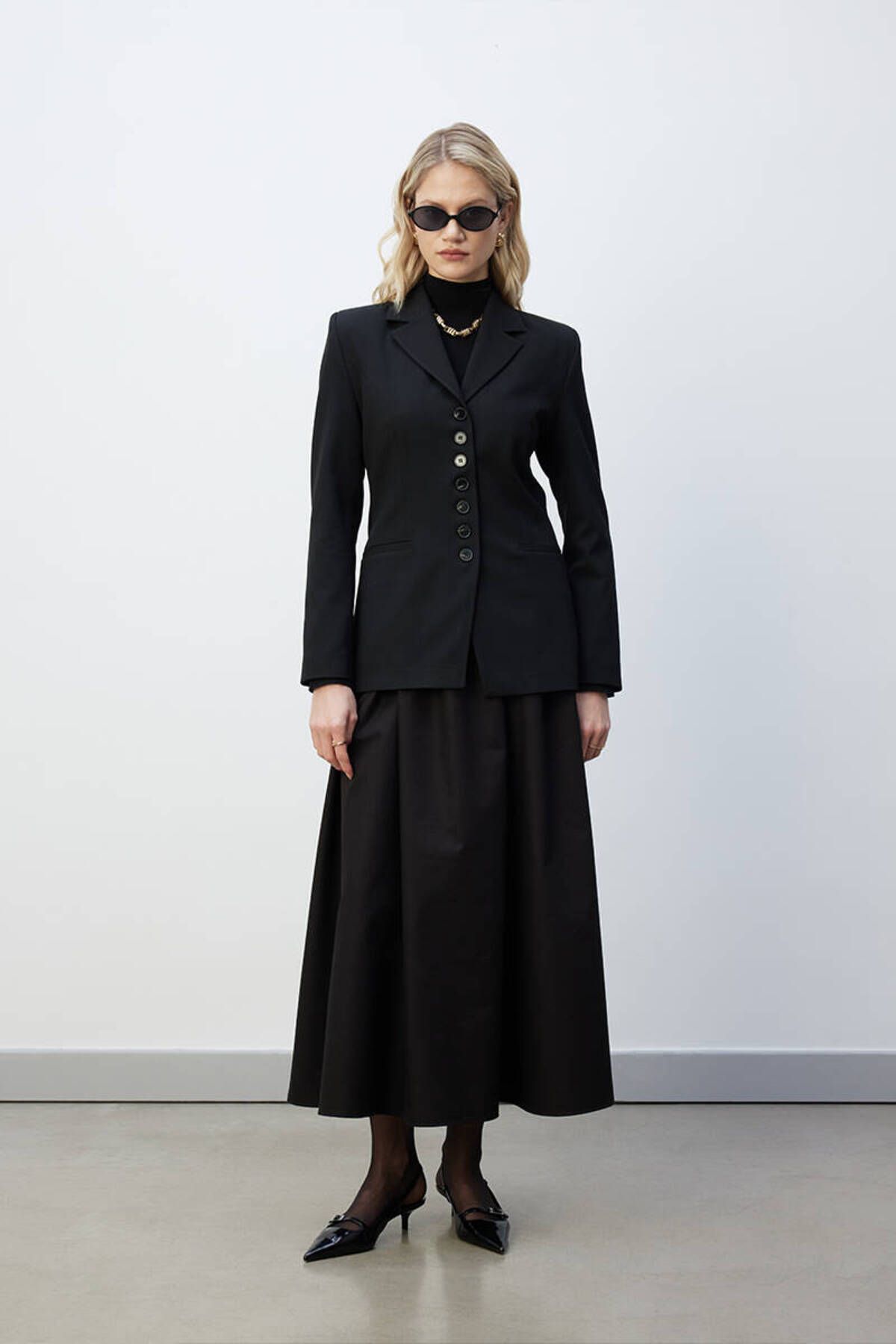 BE BLUE-Black Multi Button Blazer 1