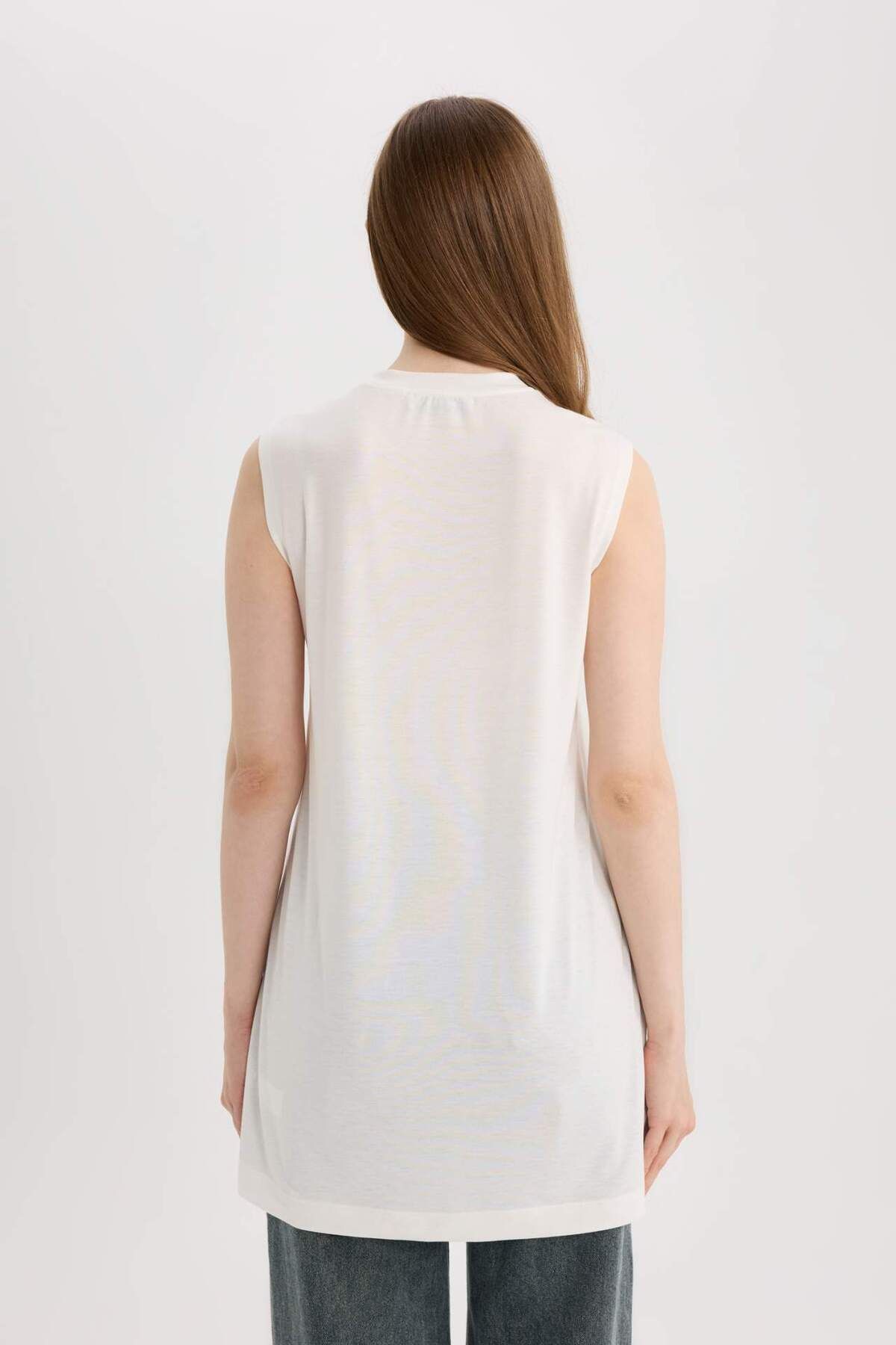 DeFacto-Regular Fit Rundhalsausschnitt Basic Plain Ärmellose Tunika A8352AX25SP 7