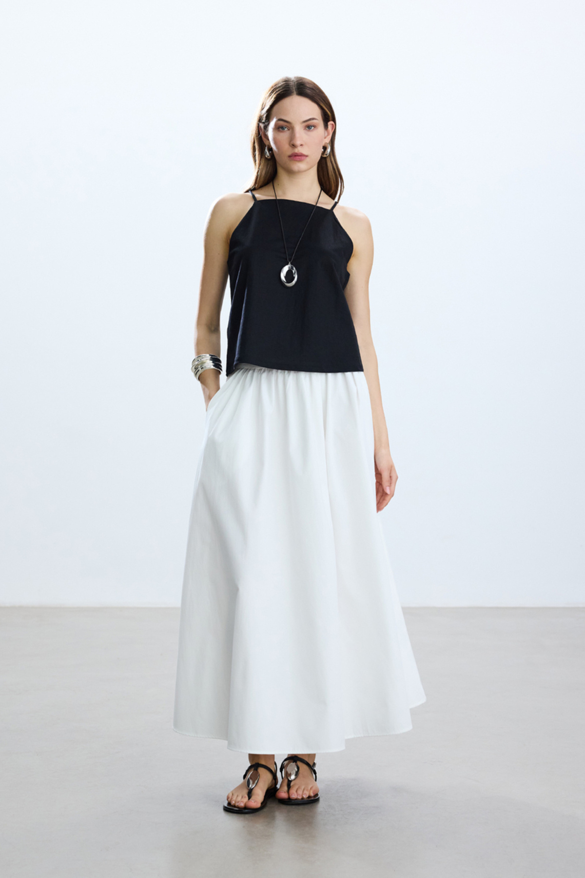 BE BLUE-Ecru Stringed Poplin Skirt 3