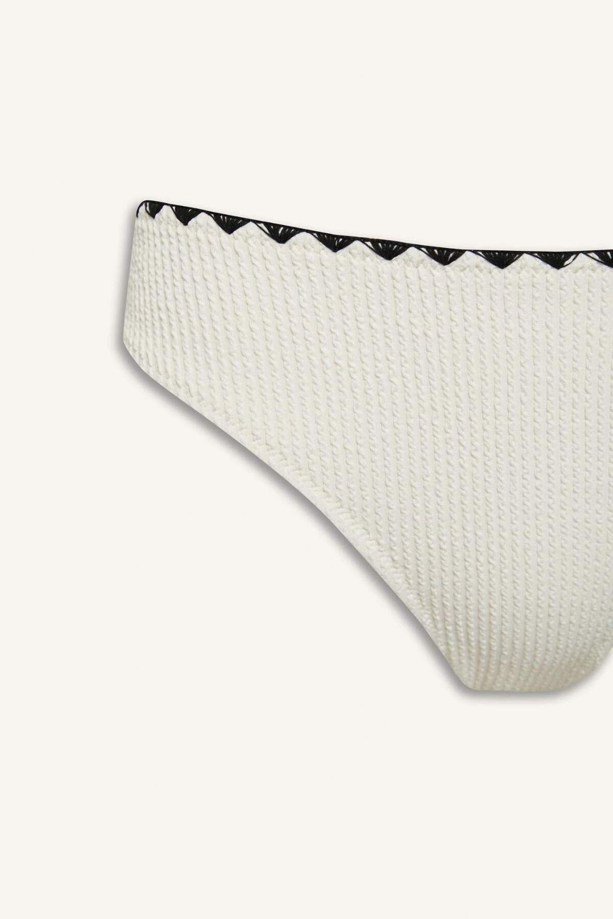 DeFacto-Regular Fit Wrap Bikini Bottom-Fall in Love E0309Ax25Sm 8