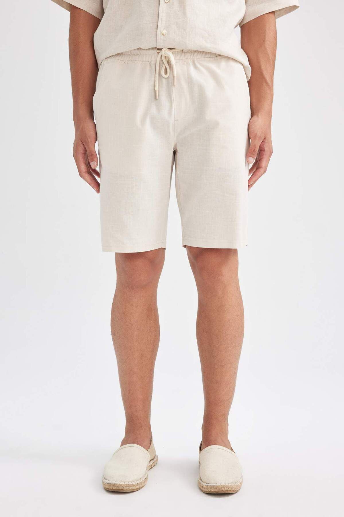 DeFacto-Pantaloni scurți texturați cu șireturi în talie 100% bumbac D9339AX24SM 4