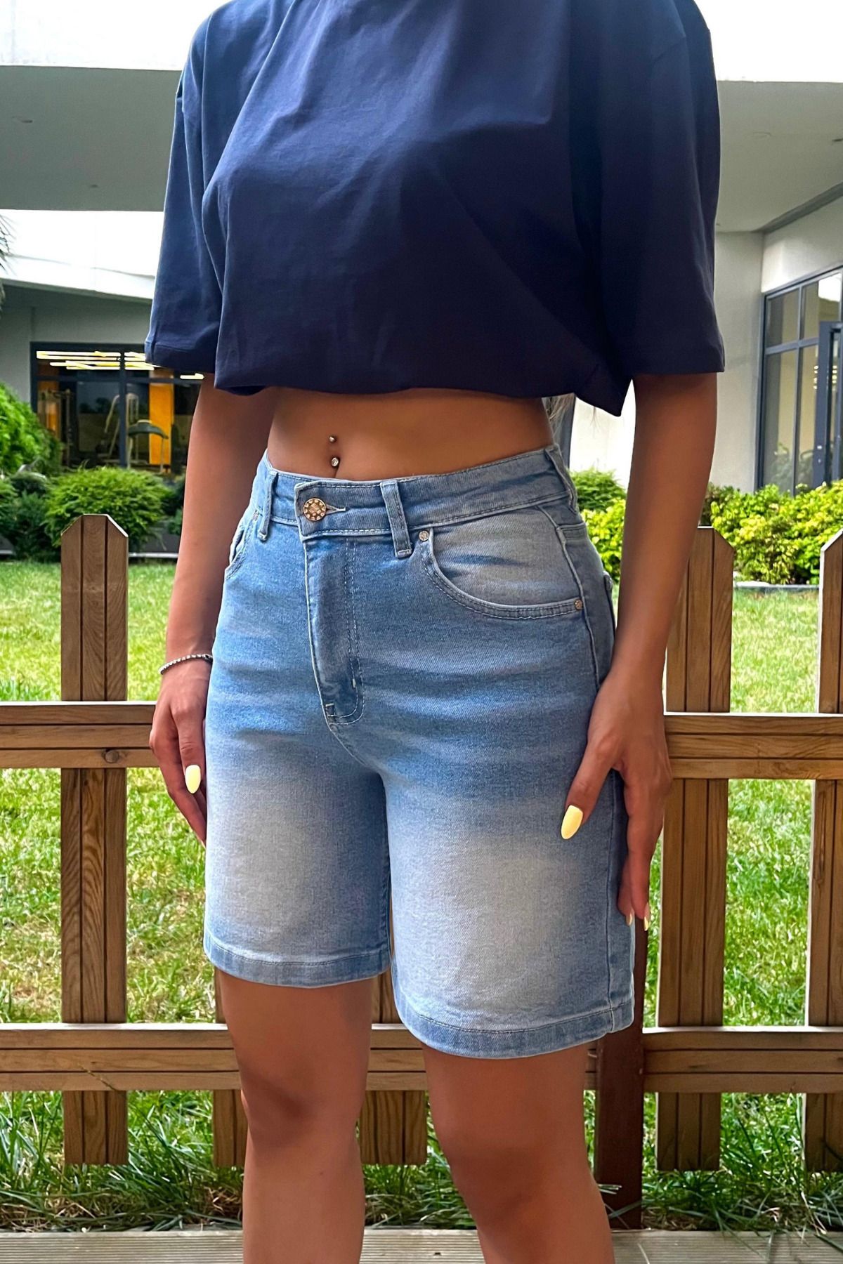 BİKELİFE-Women's Denim Shorts with High Waist and Snow Washing Effect 1
