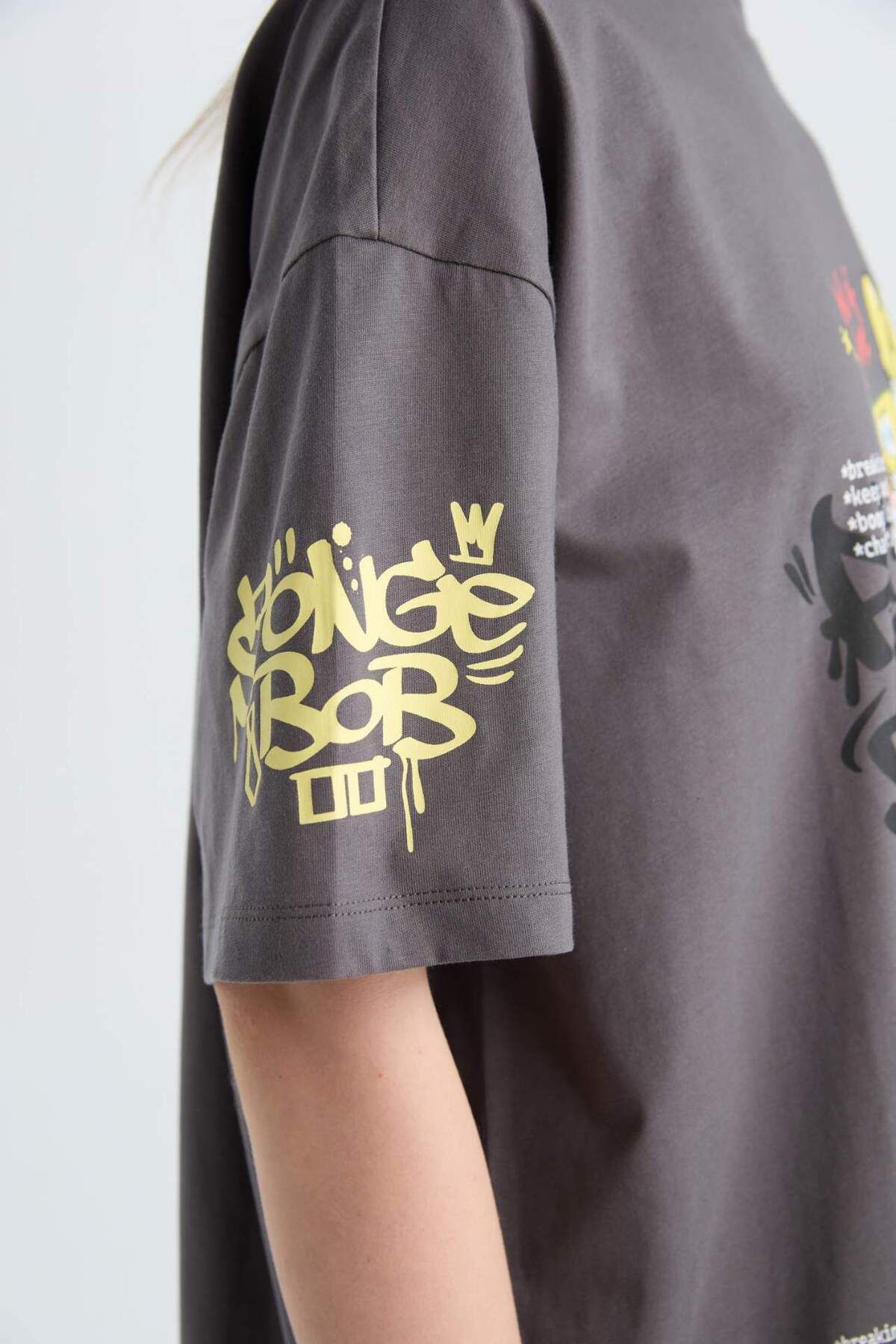 DeFacto-Cool SpongeBob Oversize Φαρδύ μπλουζάκι με κοντό μανίκι D9117AX25SM 5