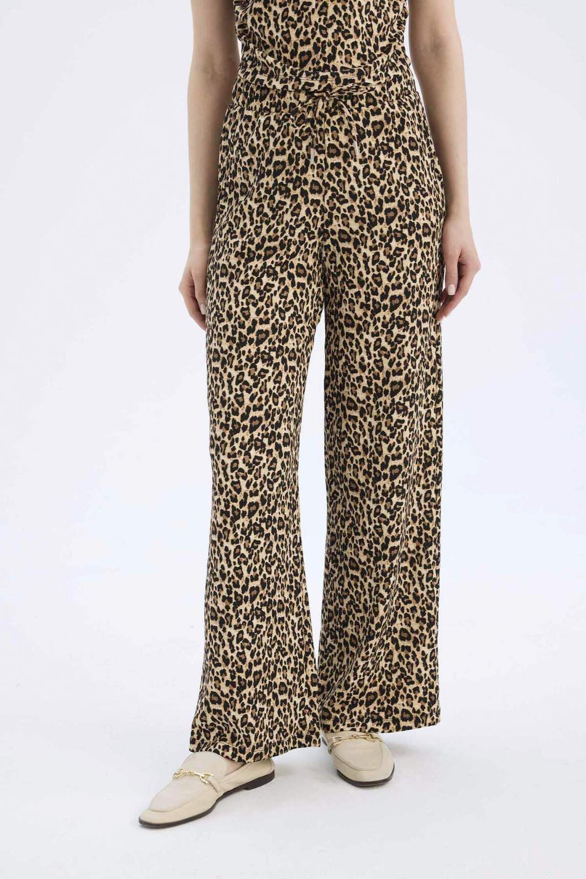 DeFacto-Straight Fit Leopard Patterned Pocket Wrap Trousers E2837Ax25Sp 8