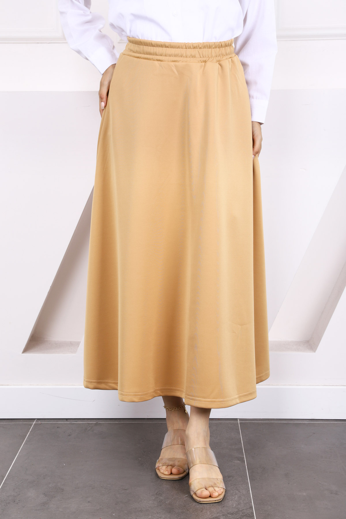 Biscuit Elastic Waist Scuba Puff Skirt
