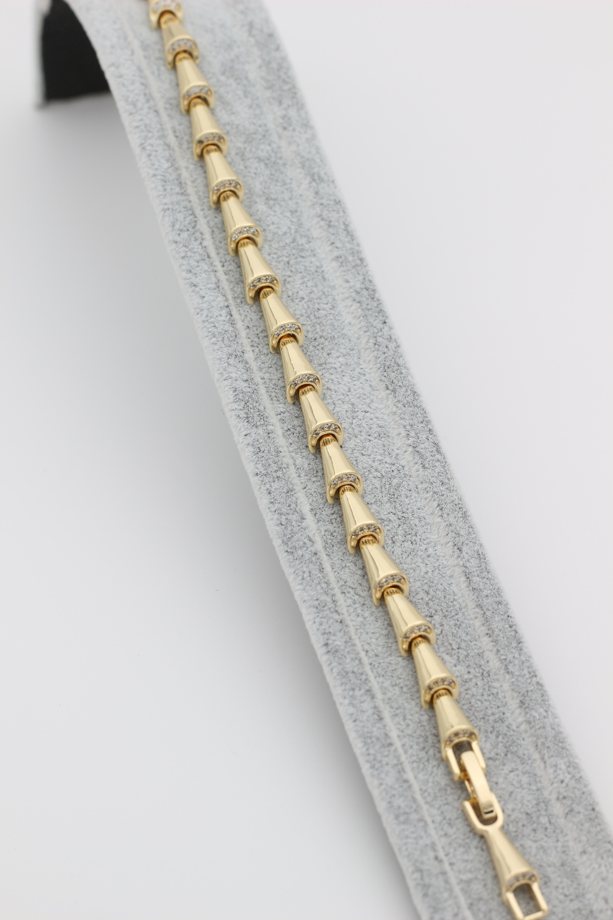 XUPING JEWELRY-Style Pearl/ 14K Gold Plated Elis Zircon Stone Bracelet 3