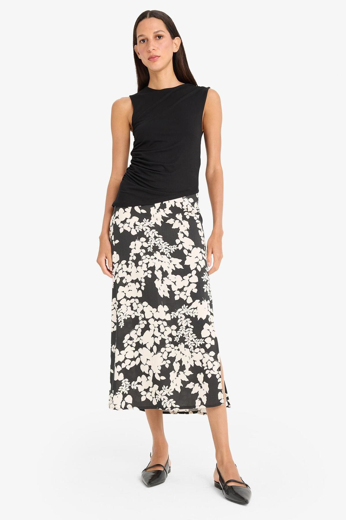 DeFacto-A-Line Floral Pattern Regular Waist Midi Skirt X6692Az25Sm 3