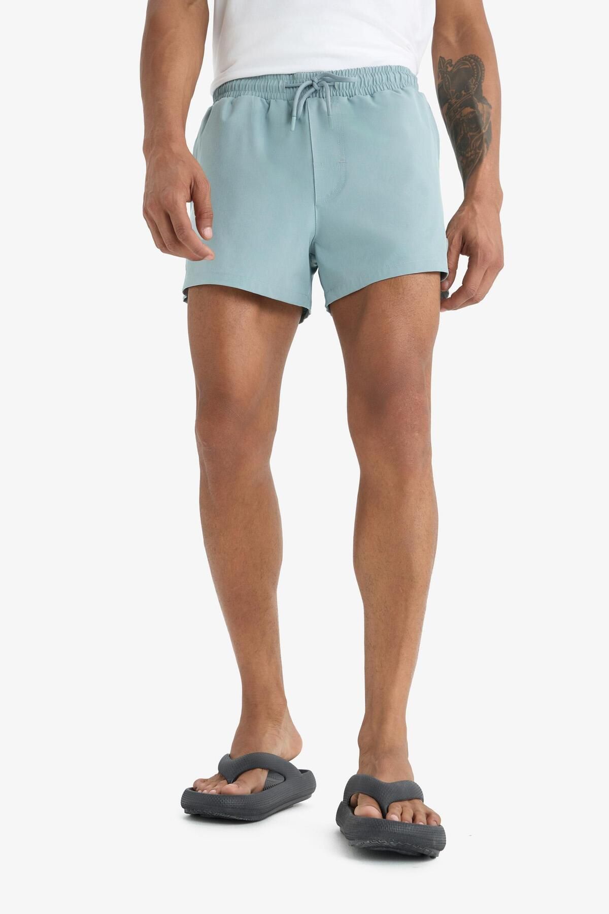 DeFacto-DeFactoFit Pantaloni scurți de baie pentru atlet, cu textura flexibilă, imprimați Andy B5987AX25HS 4