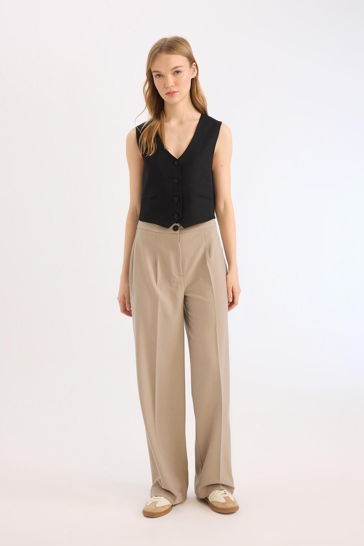 DeFacto-Basic-Hose mit hoher Taille und weitem Bein – C6402AX25SP 3