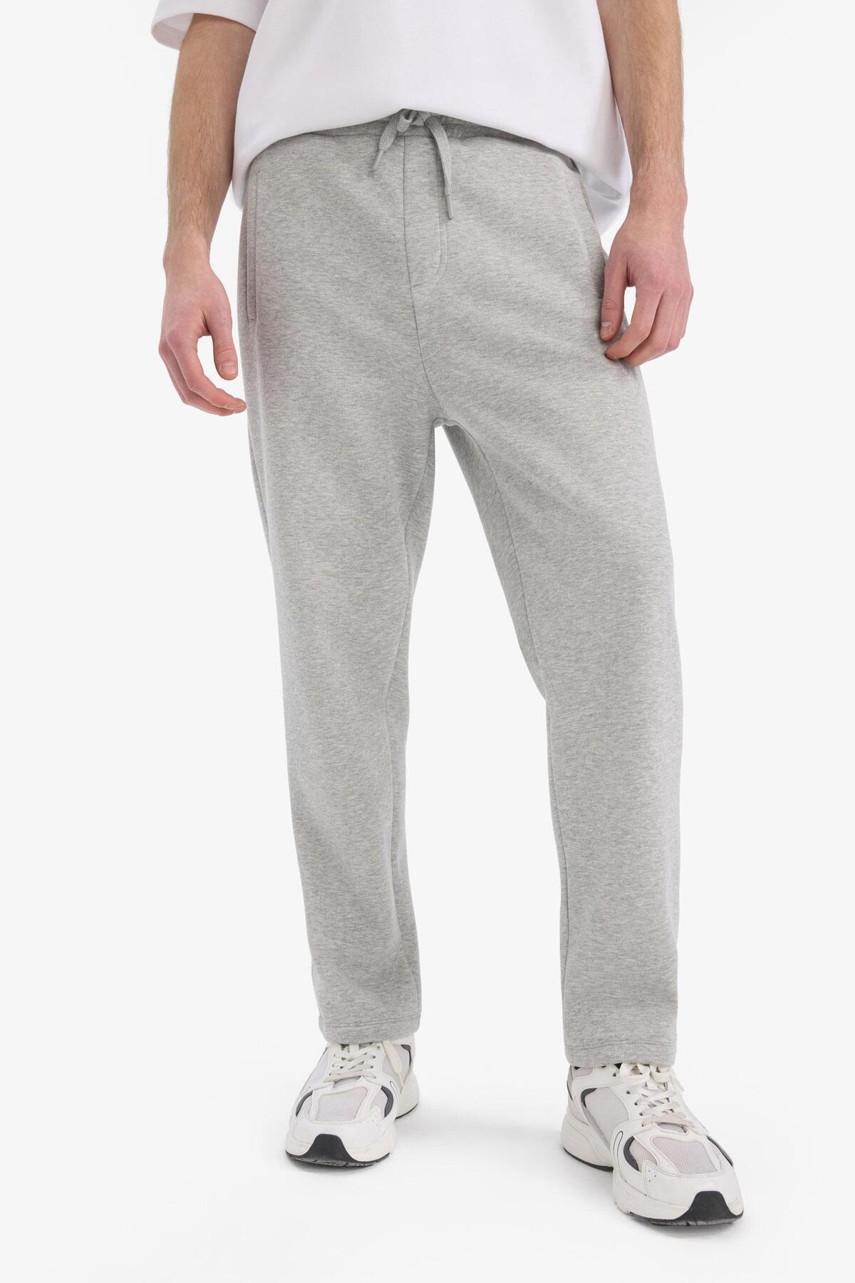 DeFacto-Regular Fit Fleto Taschen-Jogginghose D7601AX25SP 4
