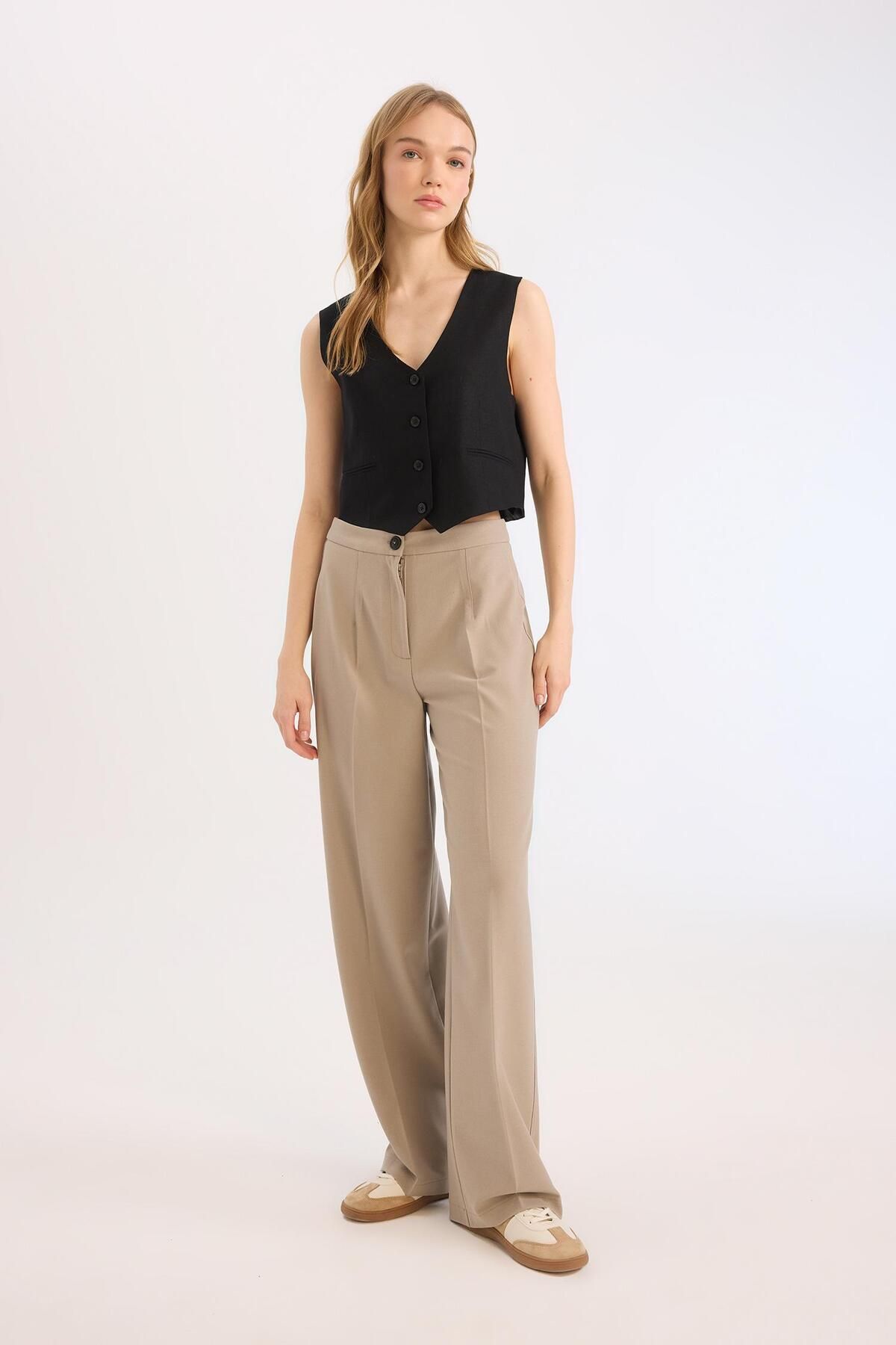 DeFacto-Basic-Hose mit hoher Taille und weitem Bein – C6402AX25SP 1