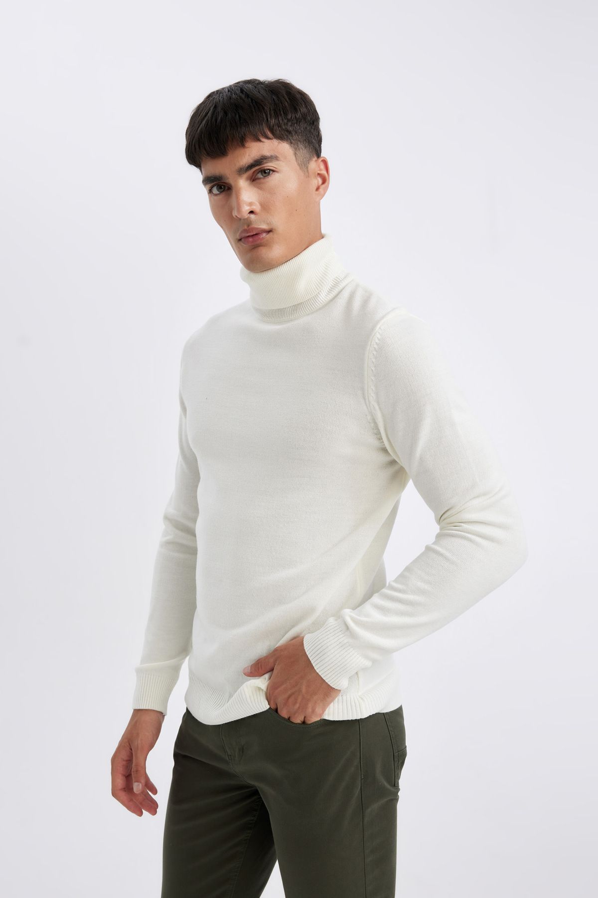 DeFacto-Slim Fit Slim Fit Turtleneck Basic Plain Knitwear Sweater R1124Az23Wn 3