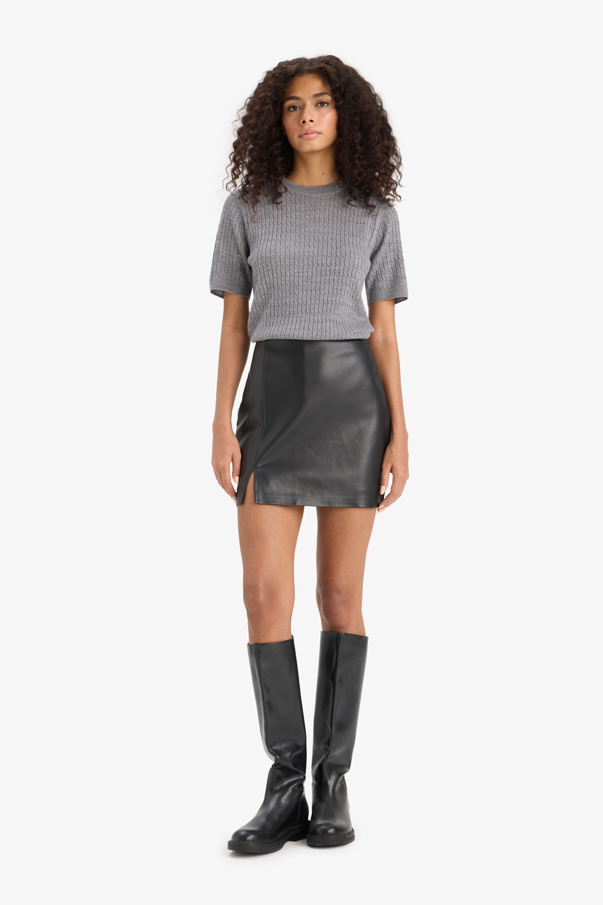 DeFacto-Regular Fit Crew Neck Hair Braided Short Sleeve Knitwear Sweater 3149135 2