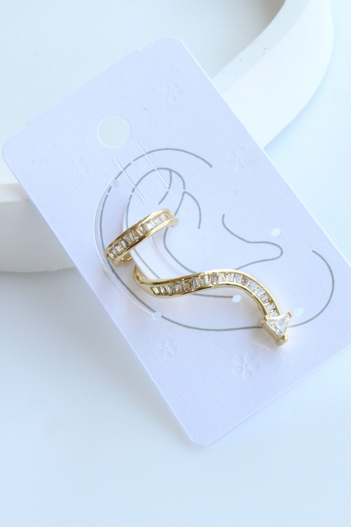 Leo'Stone-Snake Design Array Baguette Zircon Stone Earcuff Earrings Gold 3