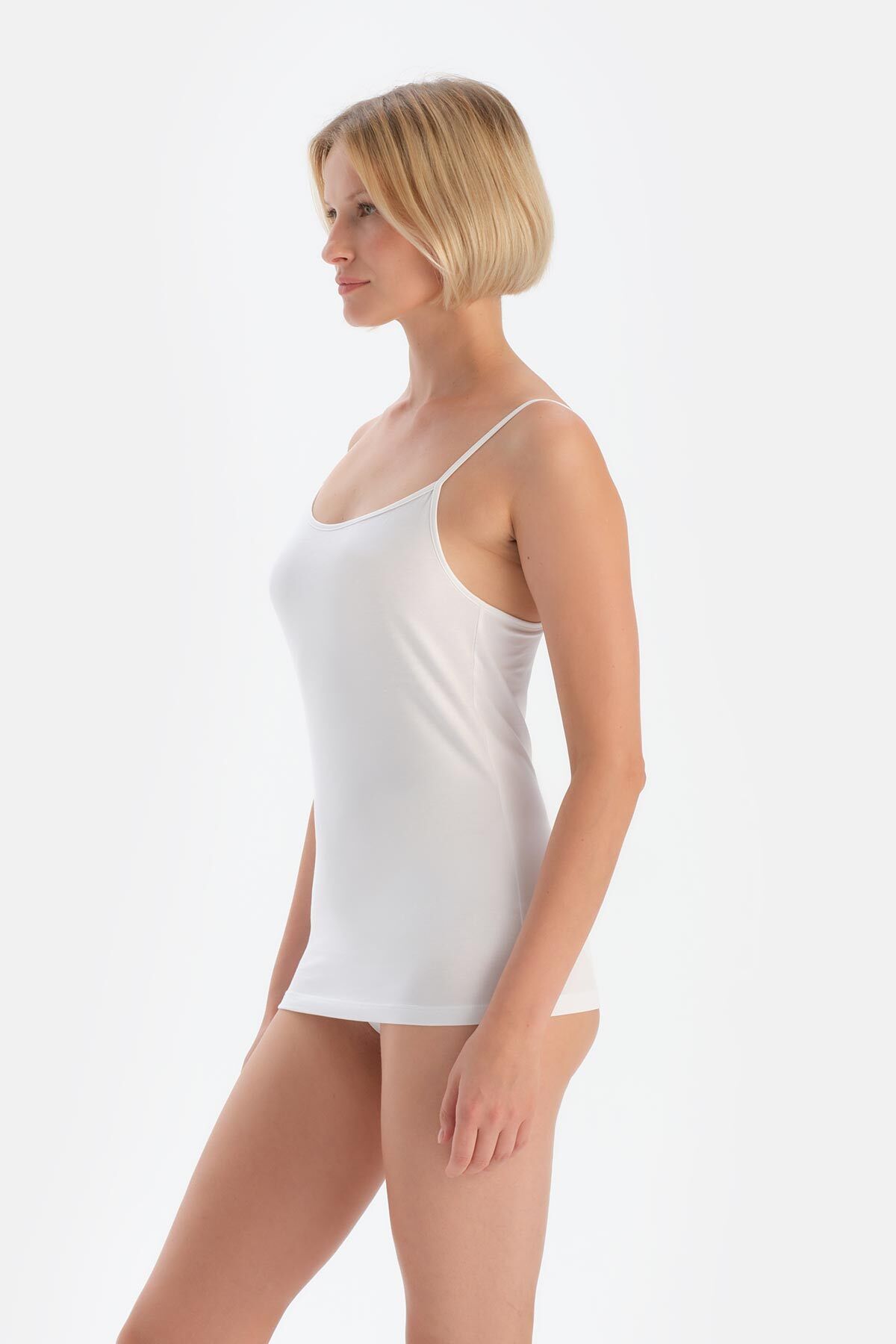 Dagi-Weißes 2-teiliges Damen-Unterhemd aus gekämmter Baumwolle mit dünnen Trägern 3