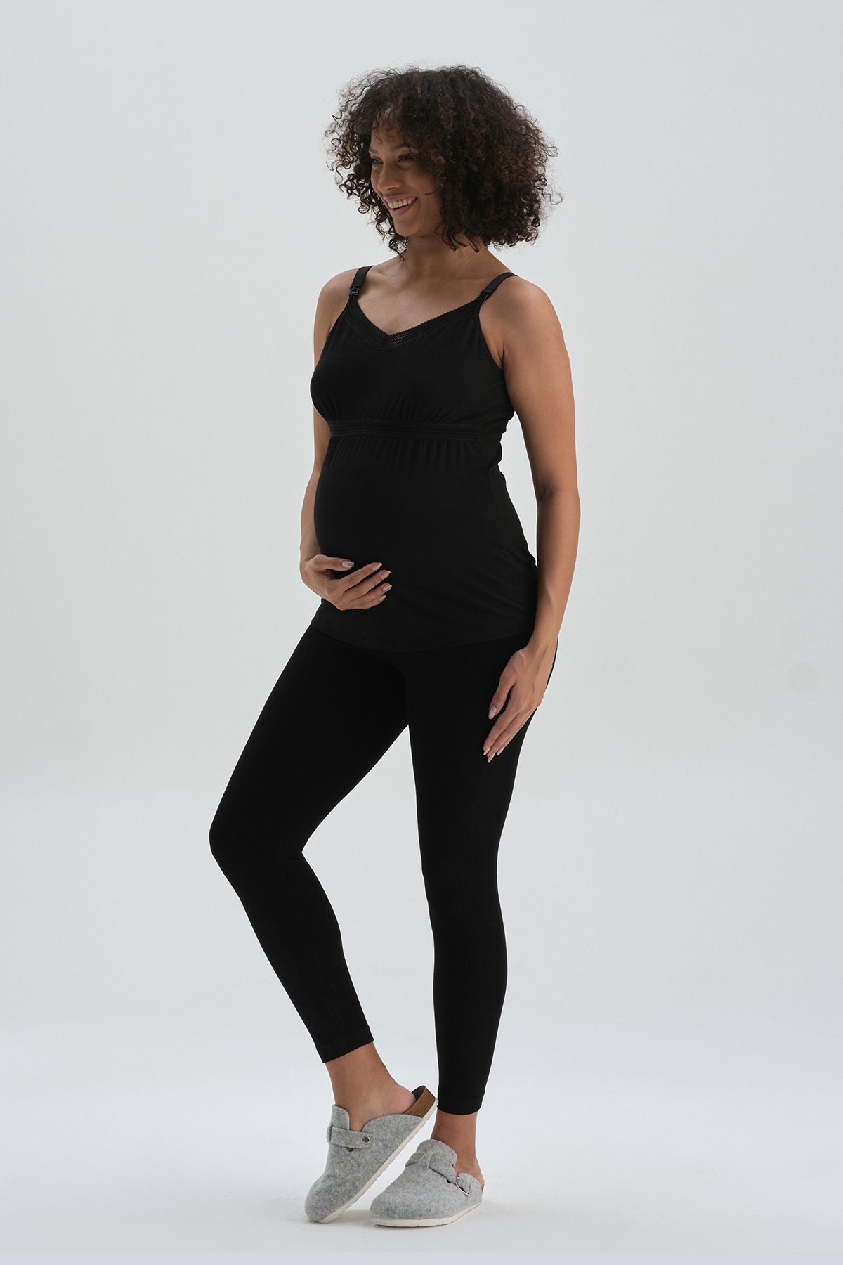 Dagi-Black Maternity Breastfeeding Undershirt 4