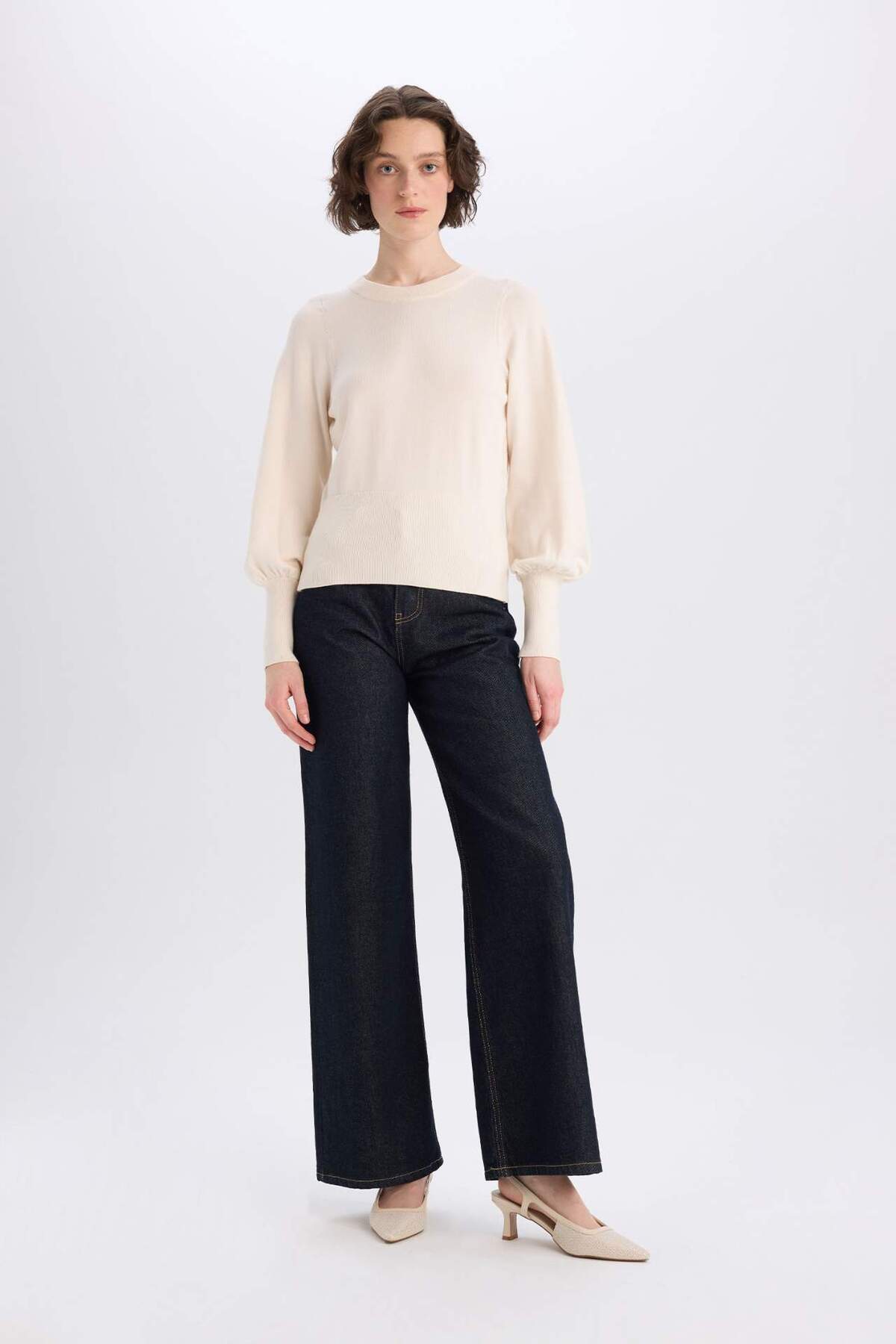 DeFacto-Basic-Strickpullover mit normaler Passform und Rundhalsausschnitt F0542AX24CW 2