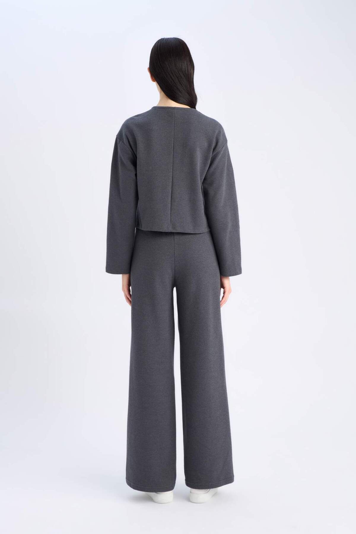 DeFacto-2er-Set Strickjacke mit V-Ausschnitt und Knöpfen, Hose mit weitem Bein und dehnbarer Taille E9859AX24WN 7