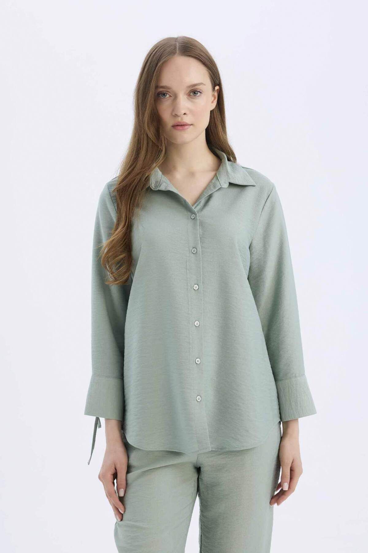 DeFacto-Normale Passform, einfarbiges Basic-Langarmshirt C3819AX25SP 3