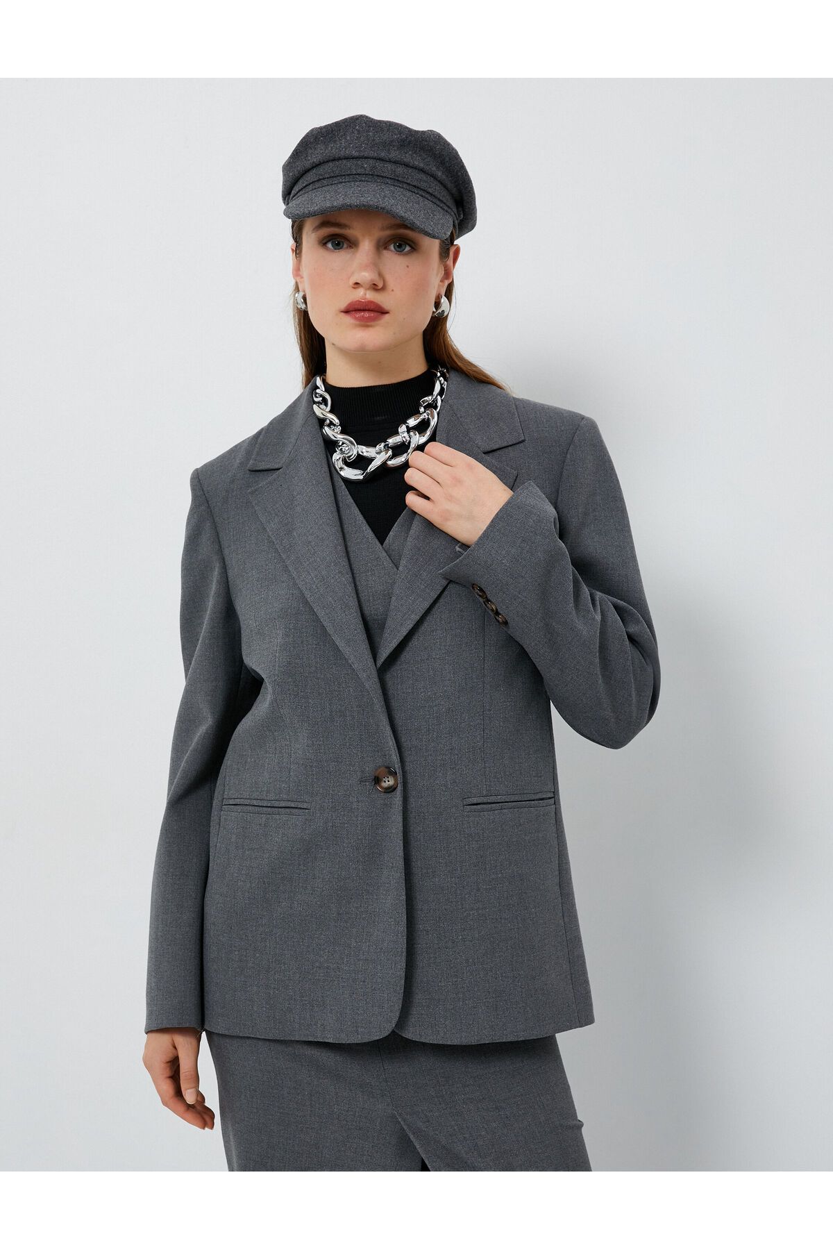 Koton-Oversize Blazer Jacket with Single Button Pocket Detail 3