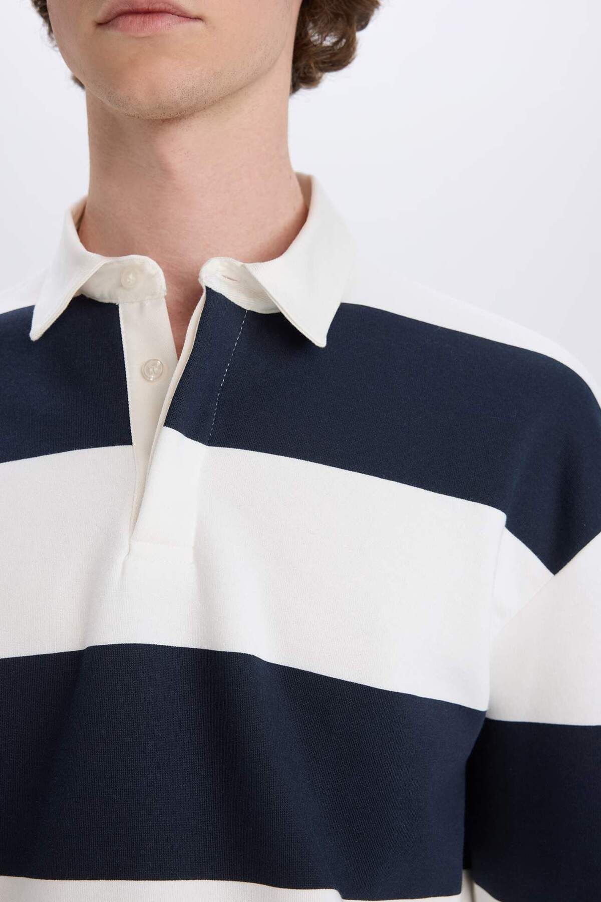 DeFacto-Pruhovaná mikina Boxy Fit Polo Neck D1784AX24WN 5