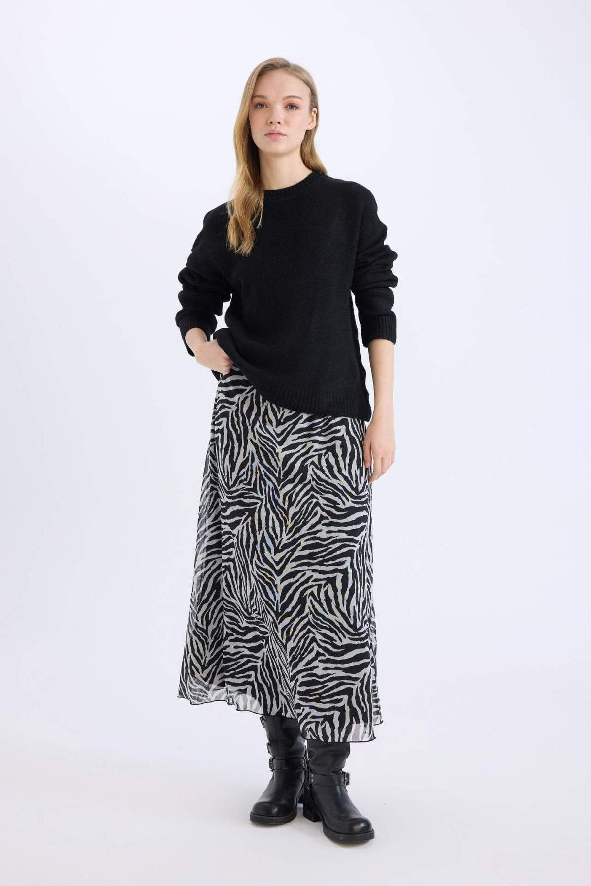 DeFacto-Flare Fit Zebra Print Φούστα μάξι από τούλι ψηλόμεση E3974AX25SP 3
