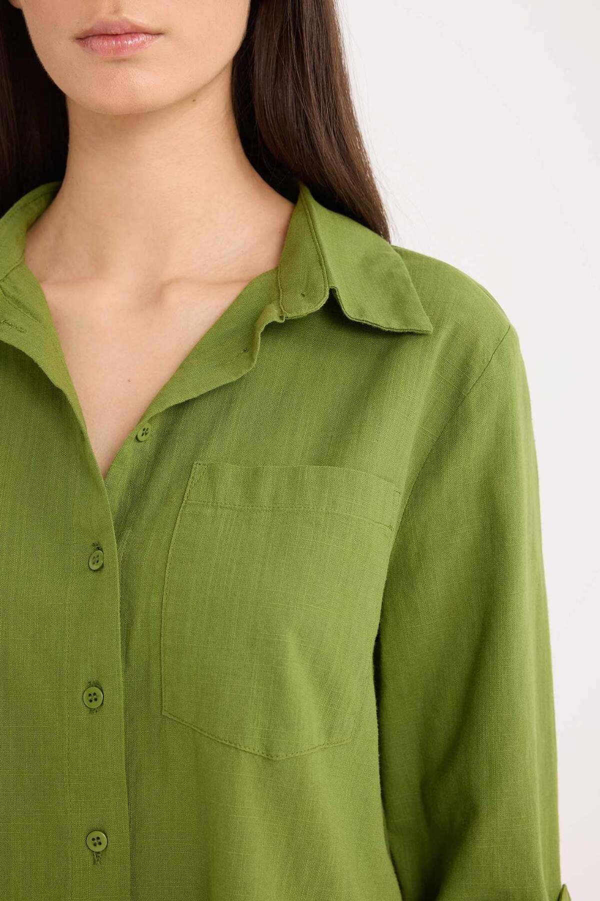 DeFacto-Basic-Langarmshirt mit gerader Tasche und normaler Passform W7734AZ25SP 5